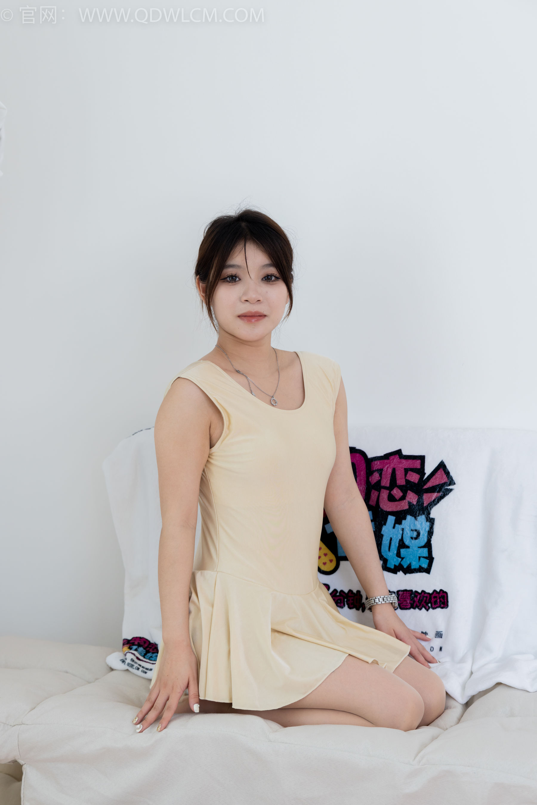 物恋传媒 No.2358 闪闪 - 舞蹈服、舞蹈鞋、白棉袜、厚白丝、厚灰丝、薄肉丝/(150P)