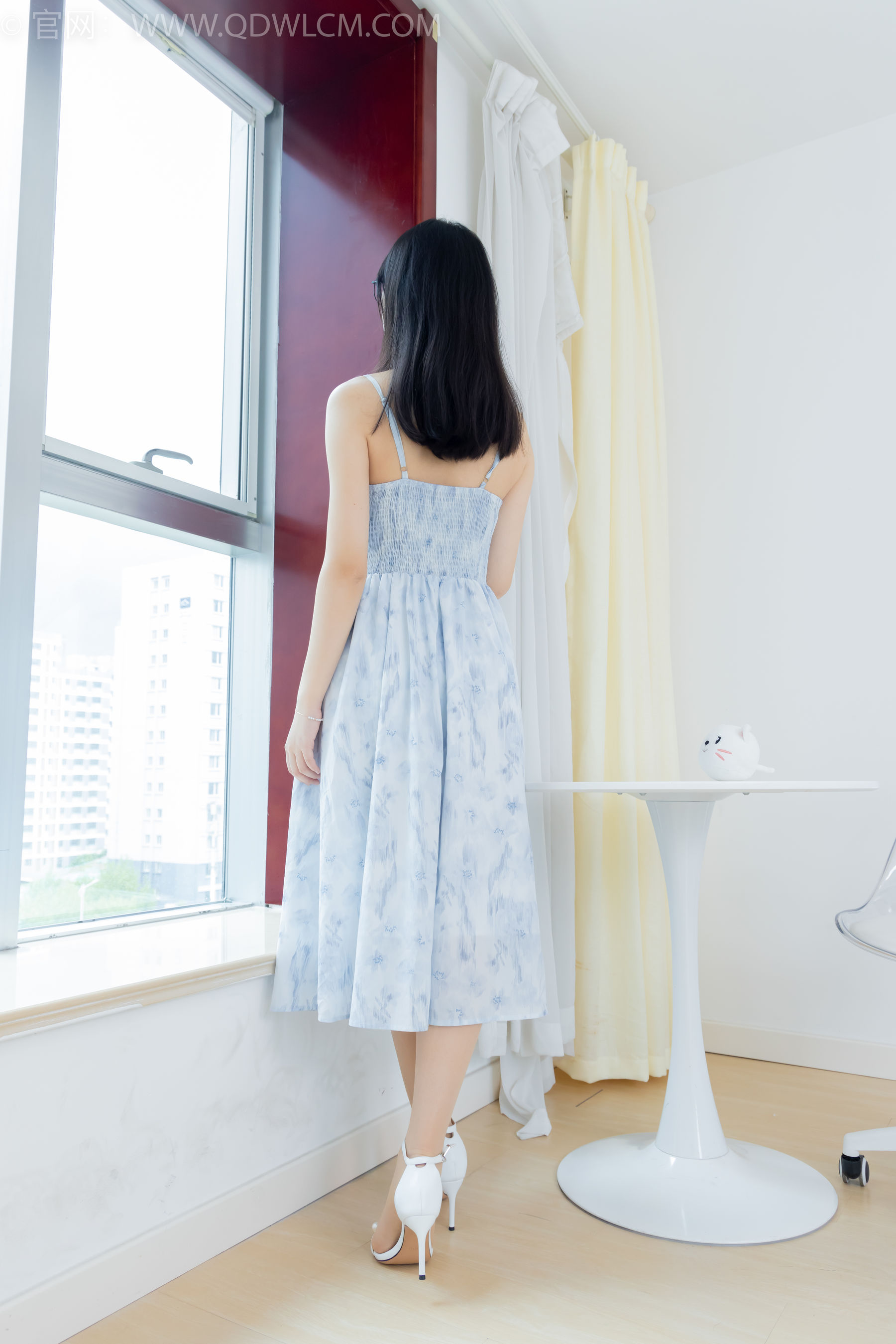 物恋传媒 No.2357 小椿 - 高跟凉鞋、肉丝/(150P)