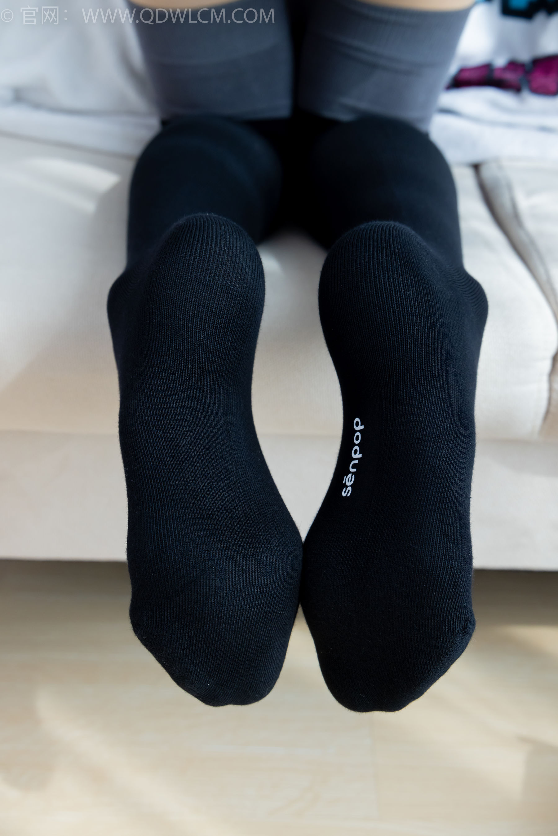 物恋传媒 No.2371 茯苓 - JK制服、皮鞋、拼接过膝袜/(155P)