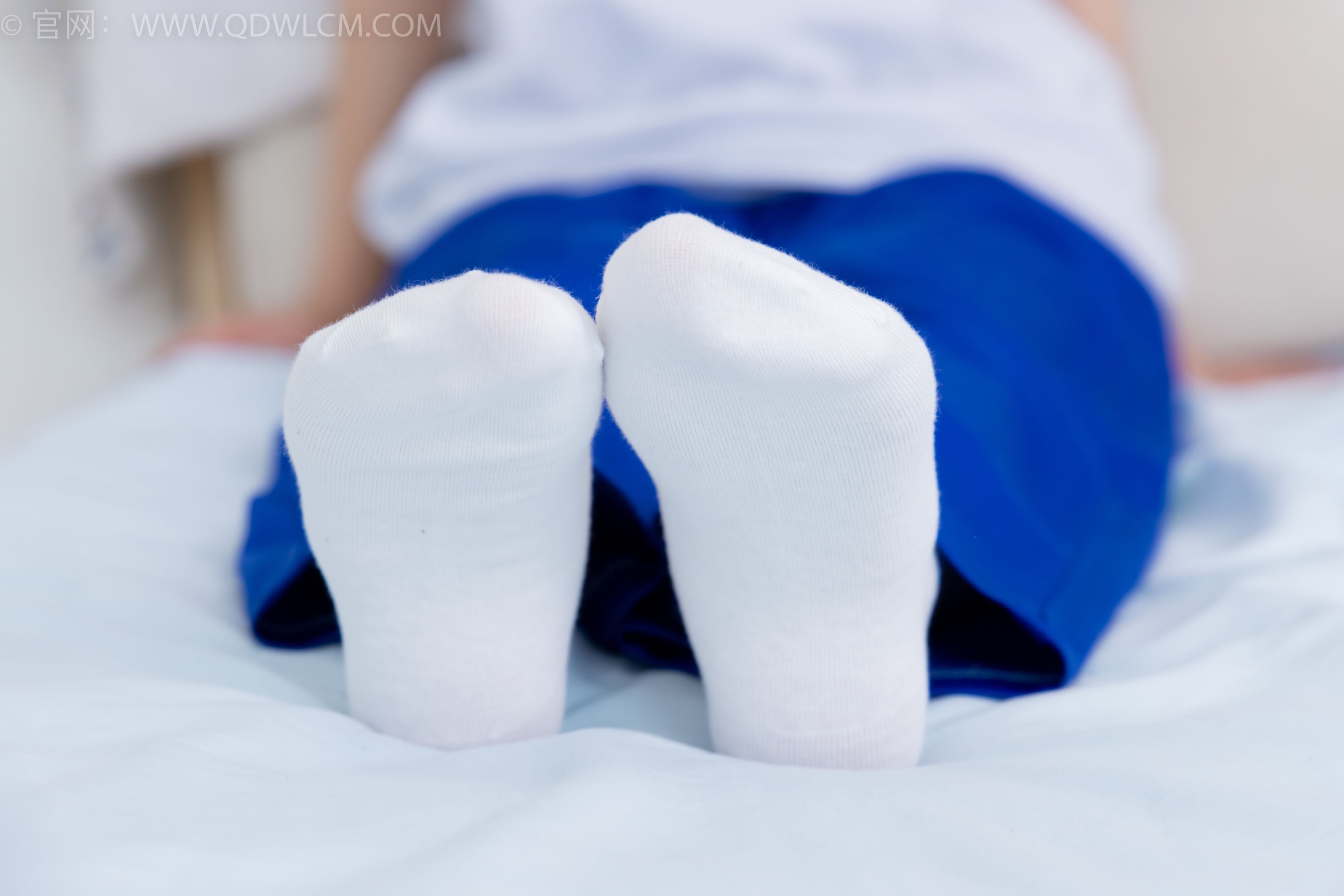 物恋传媒 No.2364 小悦 - 校服、板鞋、白棉袜、裸足/(150P)