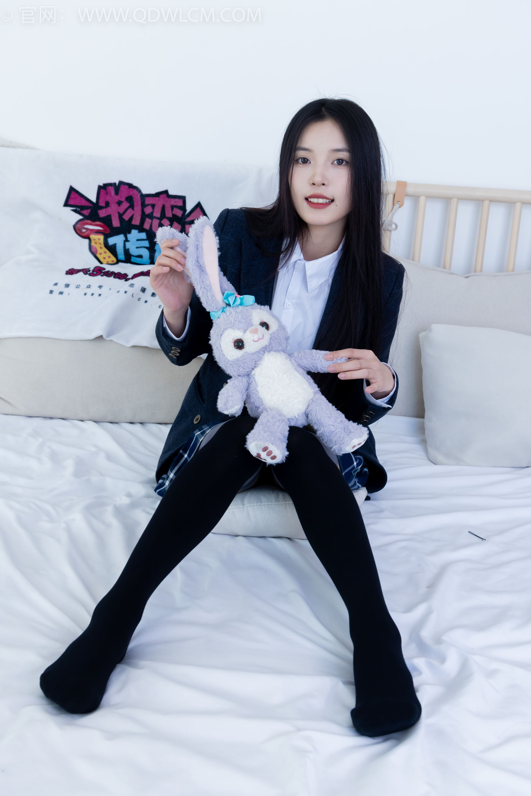 物恋传媒 No.2371 茯苓 - JK制服、皮鞋、拼接过膝袜/(155P)