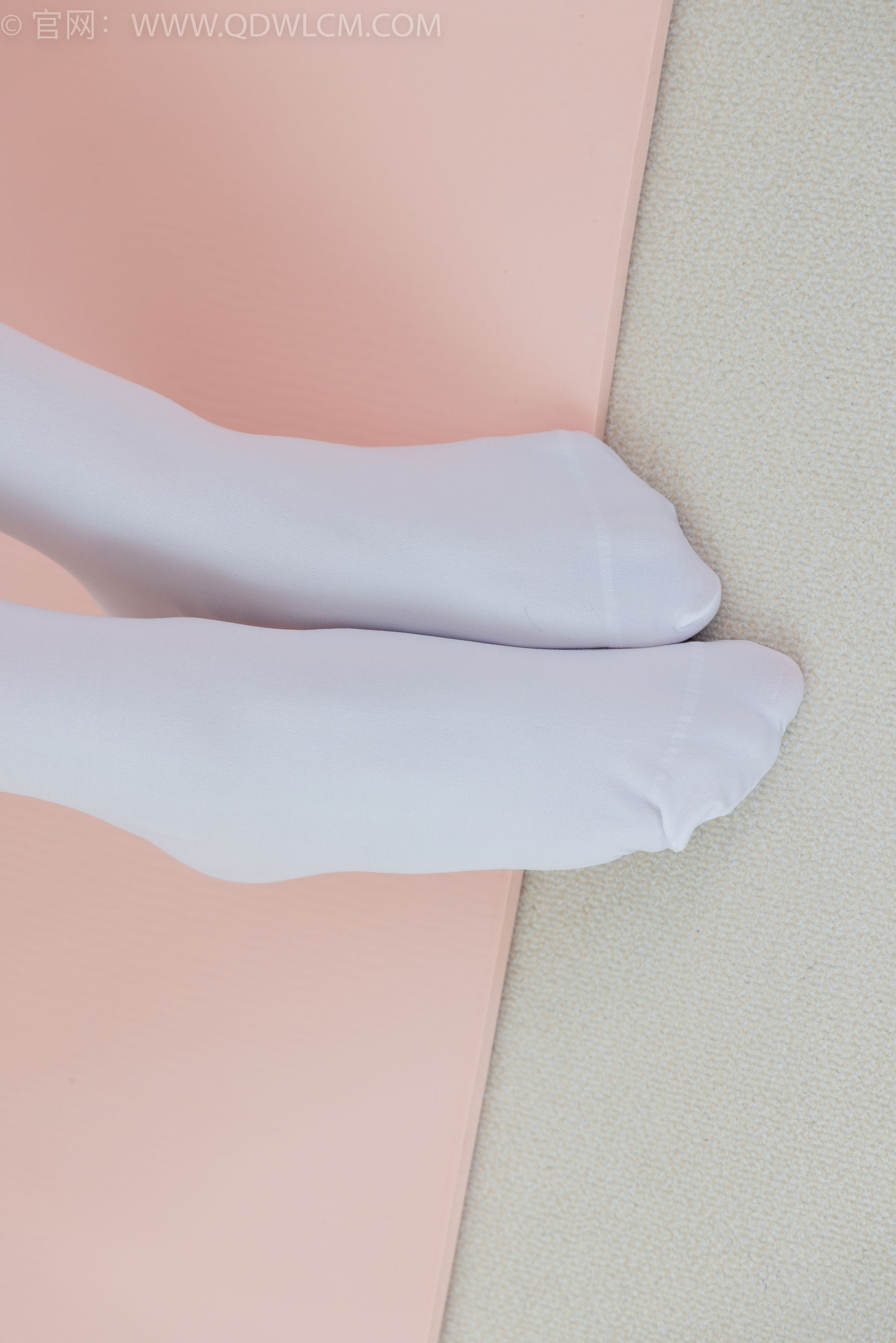 物恋传媒 No.2358 闪闪 - 舞蹈服、舞蹈鞋、白棉袜、厚白丝、厚灰丝、薄肉丝/(150P)