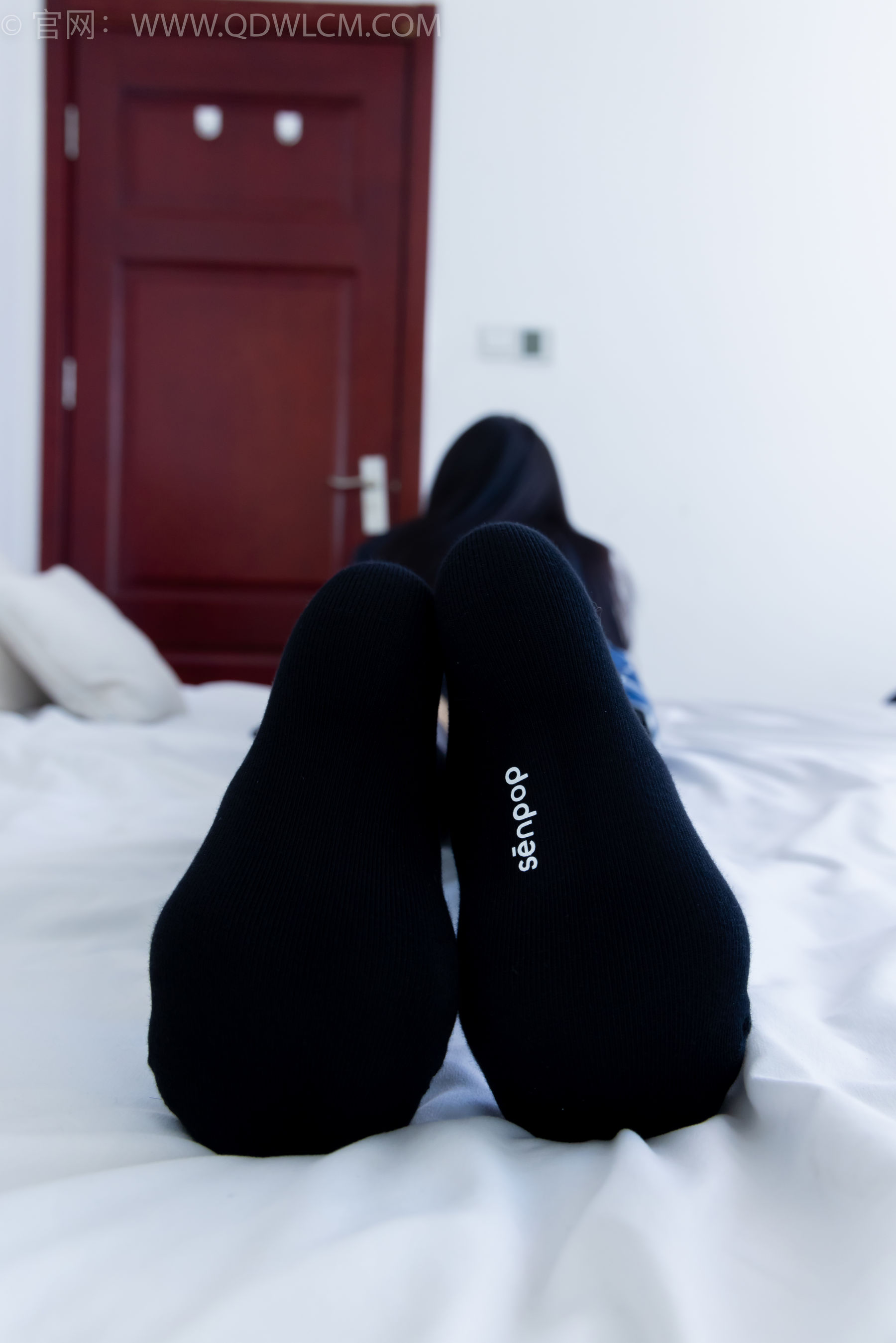 物恋传媒 No.2371 茯苓 - JK制服、皮鞋、拼接过膝袜/(155P)