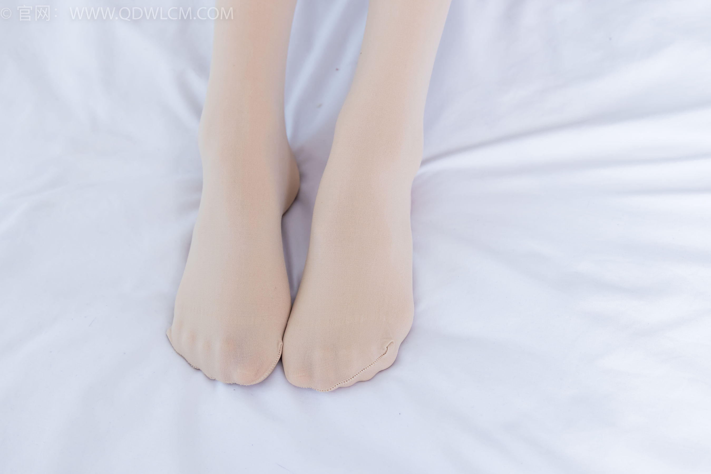 物恋传媒 No.2349 茯苓 - 高跟长靴、高跟凉鞋、厚肉丝、薄黑丝/(175P)