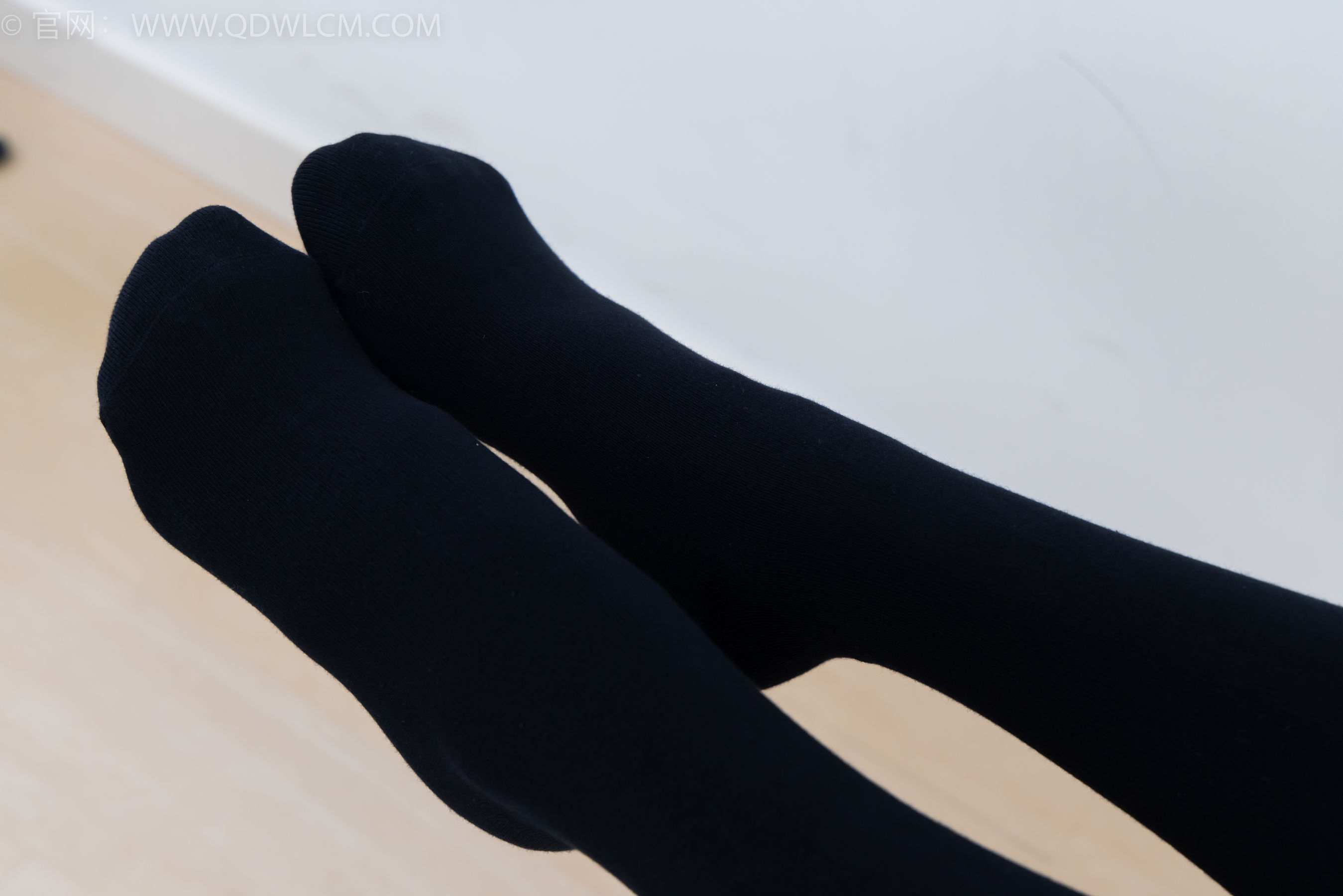 物恋传媒 No.2371 茯苓 - JK制服、皮鞋、拼接过膝袜/(155P)