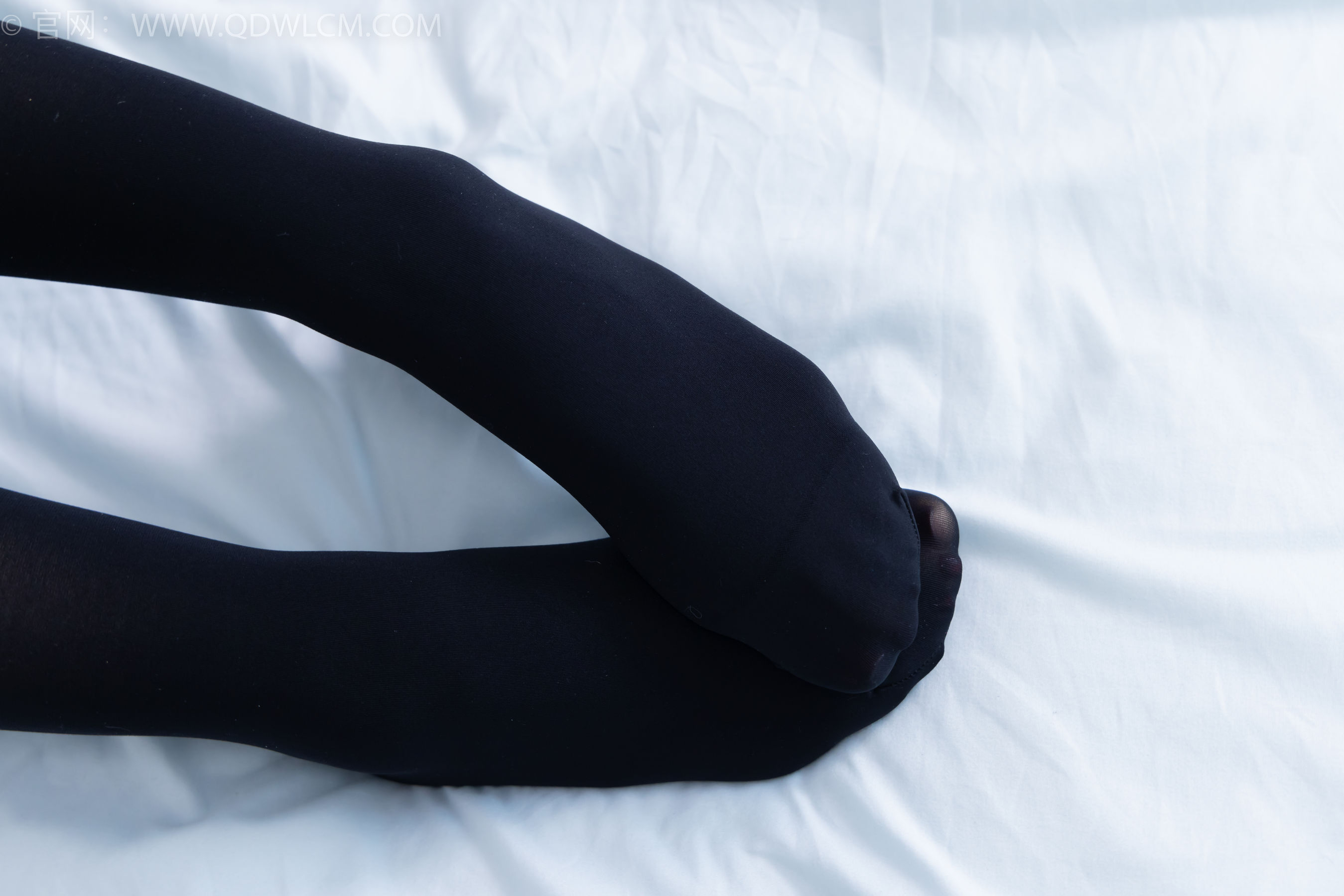 物恋传媒 No.2367 嘟嘟 - 皮鞋、厚黑丝、jk制服/(165P)