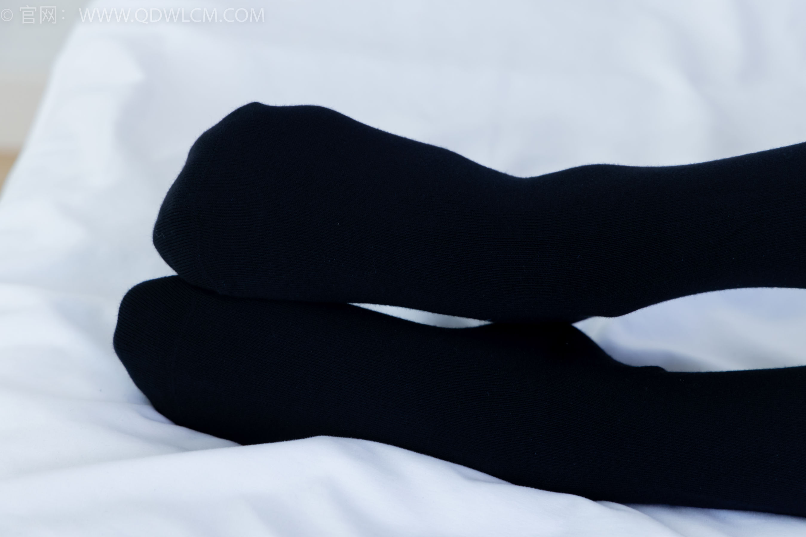 物恋传媒 No.2371 茯苓 - JK制服、皮鞋、拼接过膝袜/(155P)