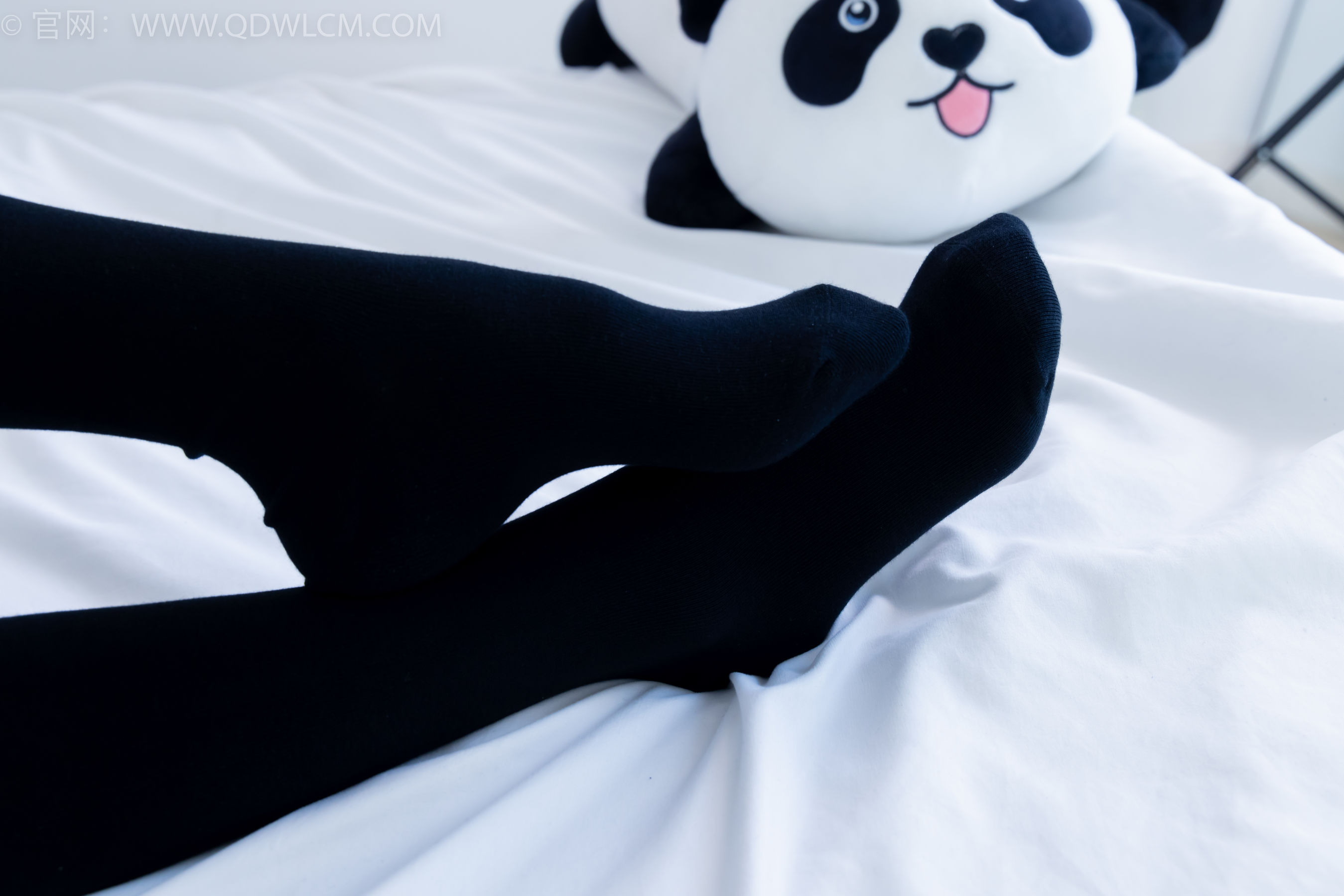 物恋传媒 No.2371 茯苓 - JK制服、皮鞋、拼接过膝袜/(155P)