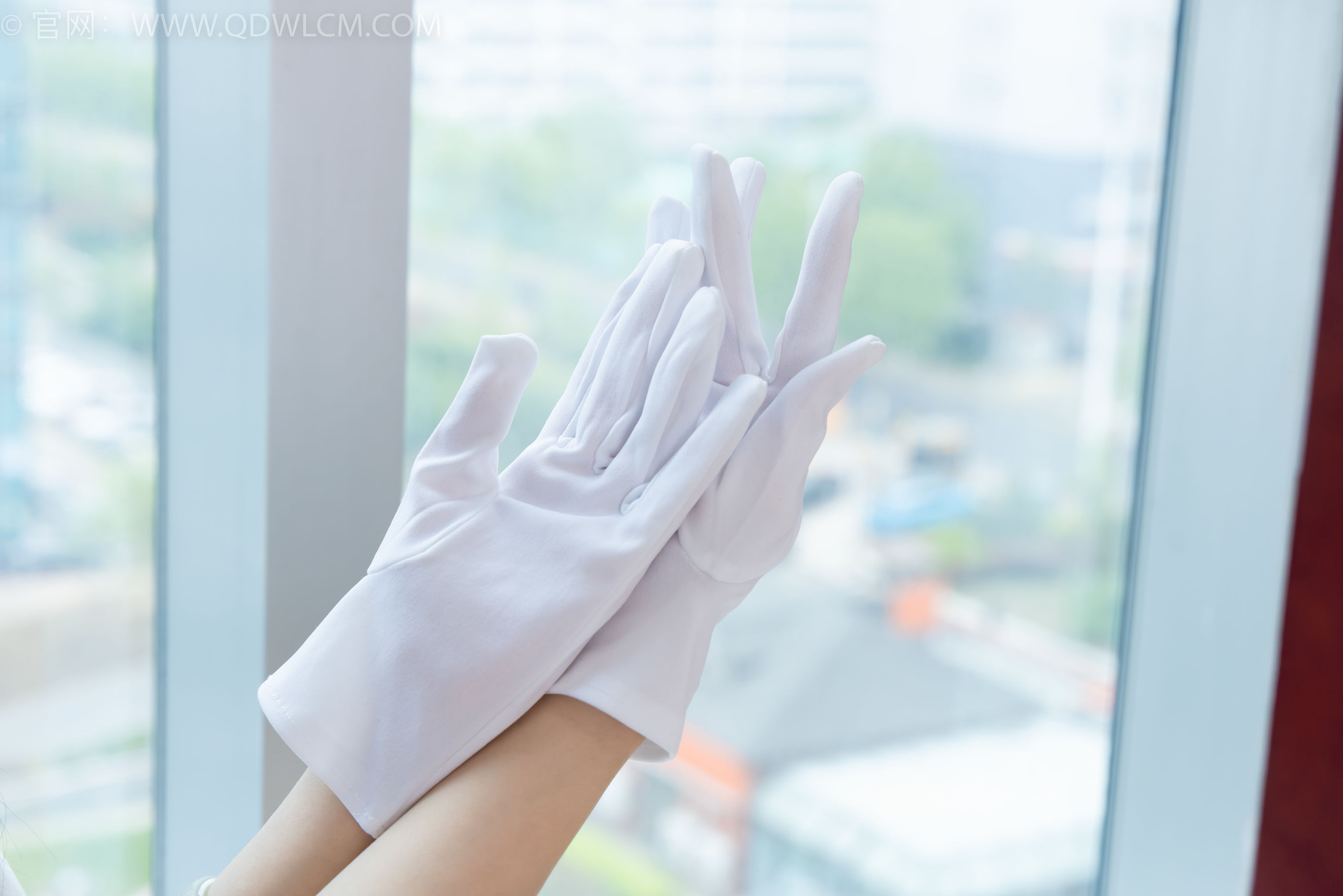 物恋传媒 No.2372 嘟嘟 - 高跟鞋、手套、薄黑丝脚尖加固款、薄肉丝脚尖加固款/(170P)