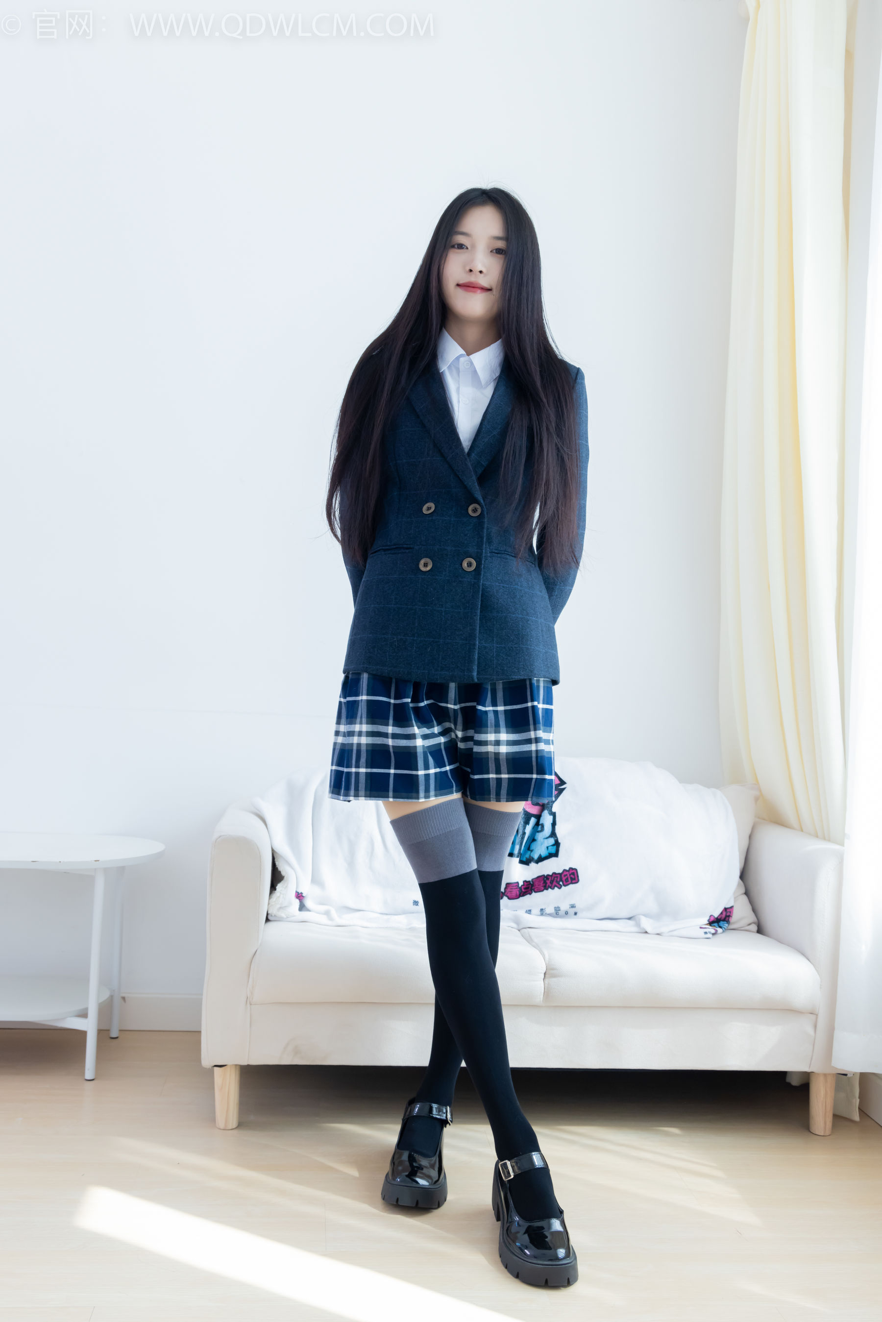 物恋传媒 No.2371 茯苓 - JK制服、皮鞋、拼接过膝袜/(155P)