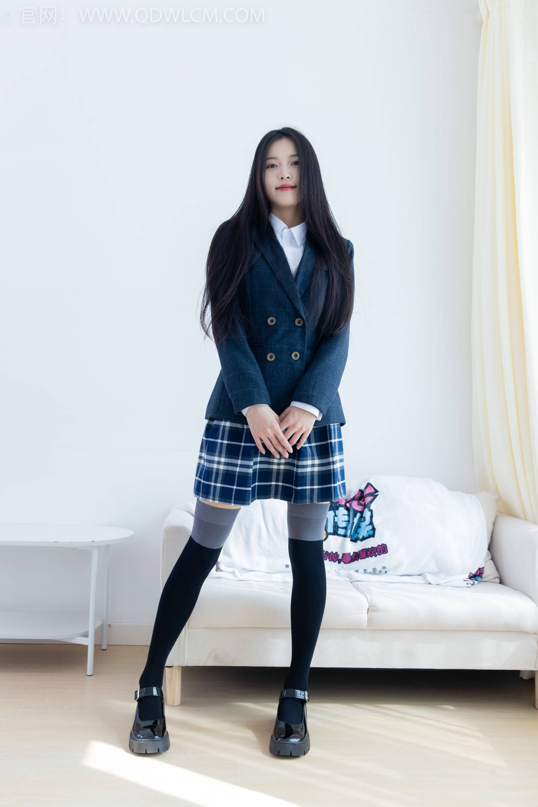 物恋传媒 No.2371 茯苓 - JK制服、皮鞋、拼接过膝袜/(155P)