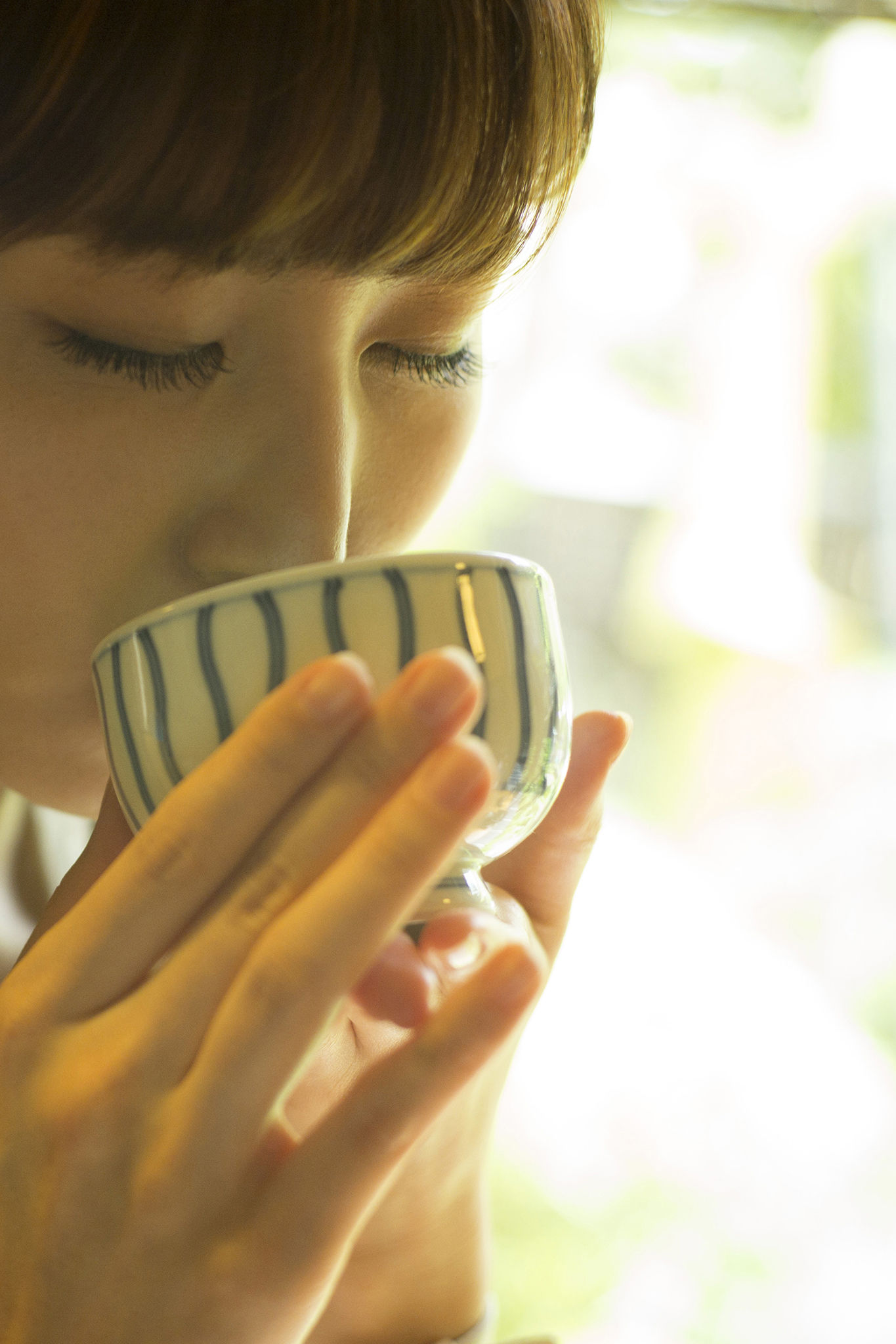 塩地美澄 - 日本一SEXYな美女アナと温泉旅/(88P)