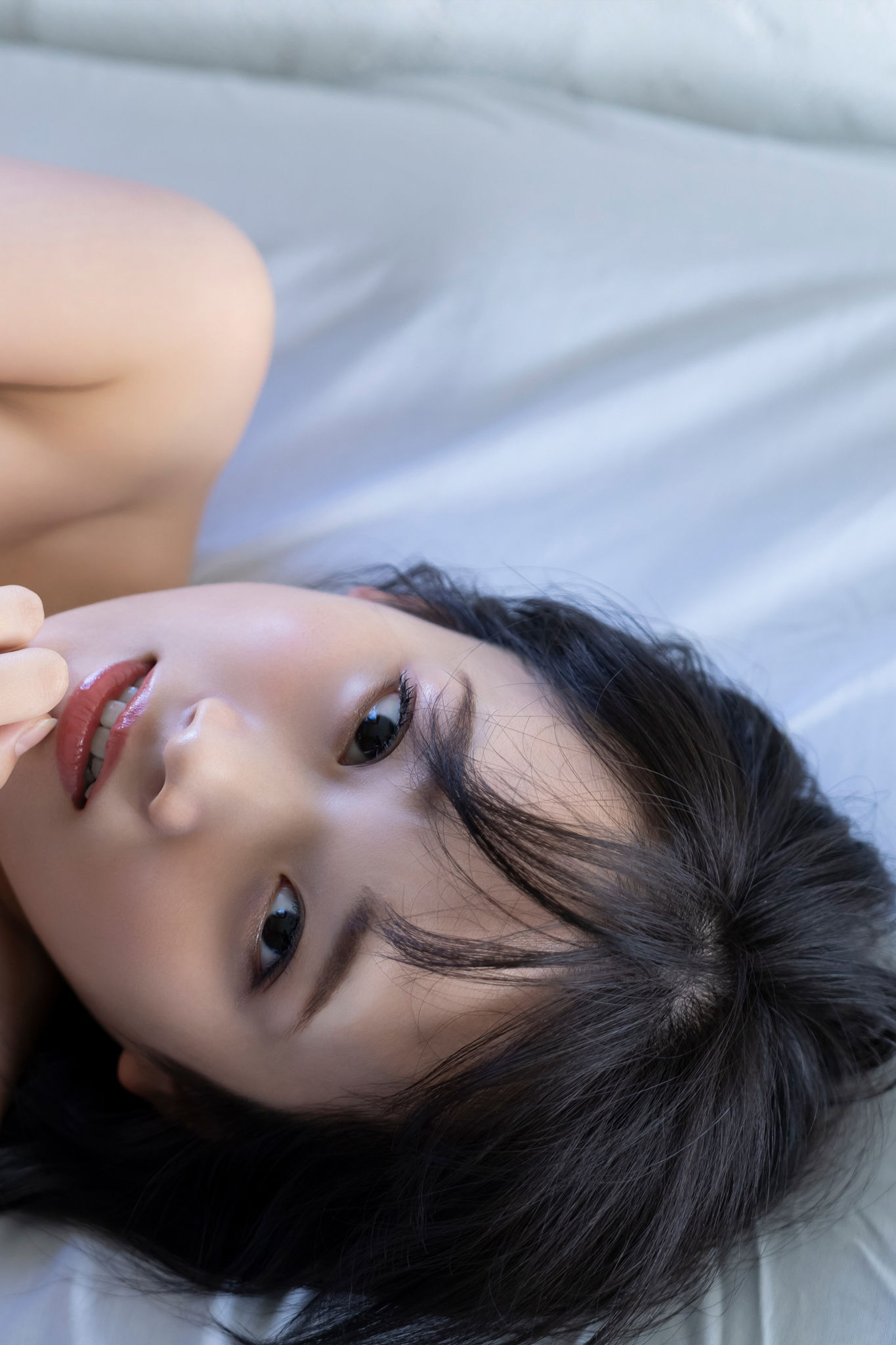 奥村梨穂 - 奇跡の神乳 vol.3/(96P)