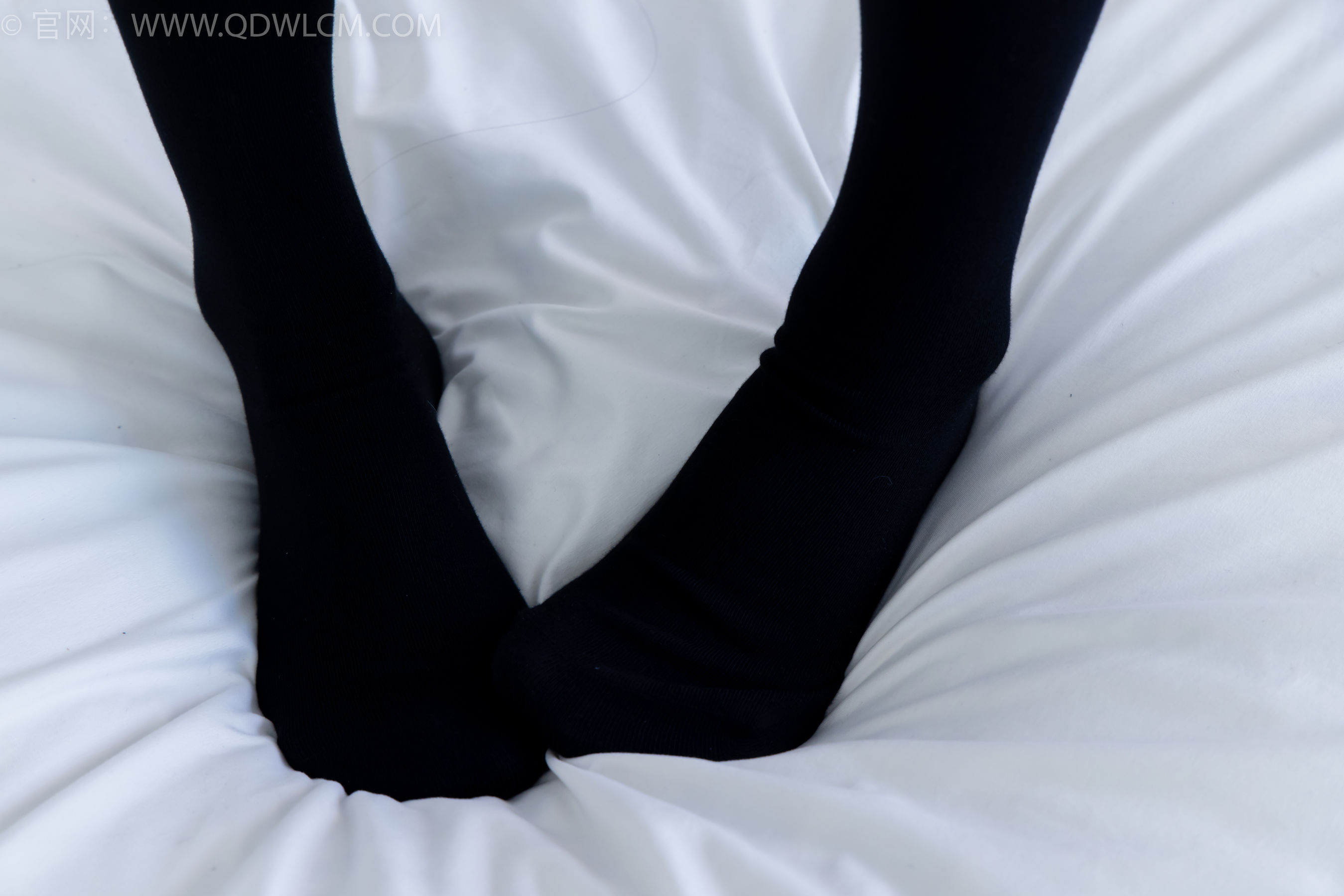 物恋传媒 No.2371 茯苓 - JK制服、皮鞋、拼接过膝袜/(155P)