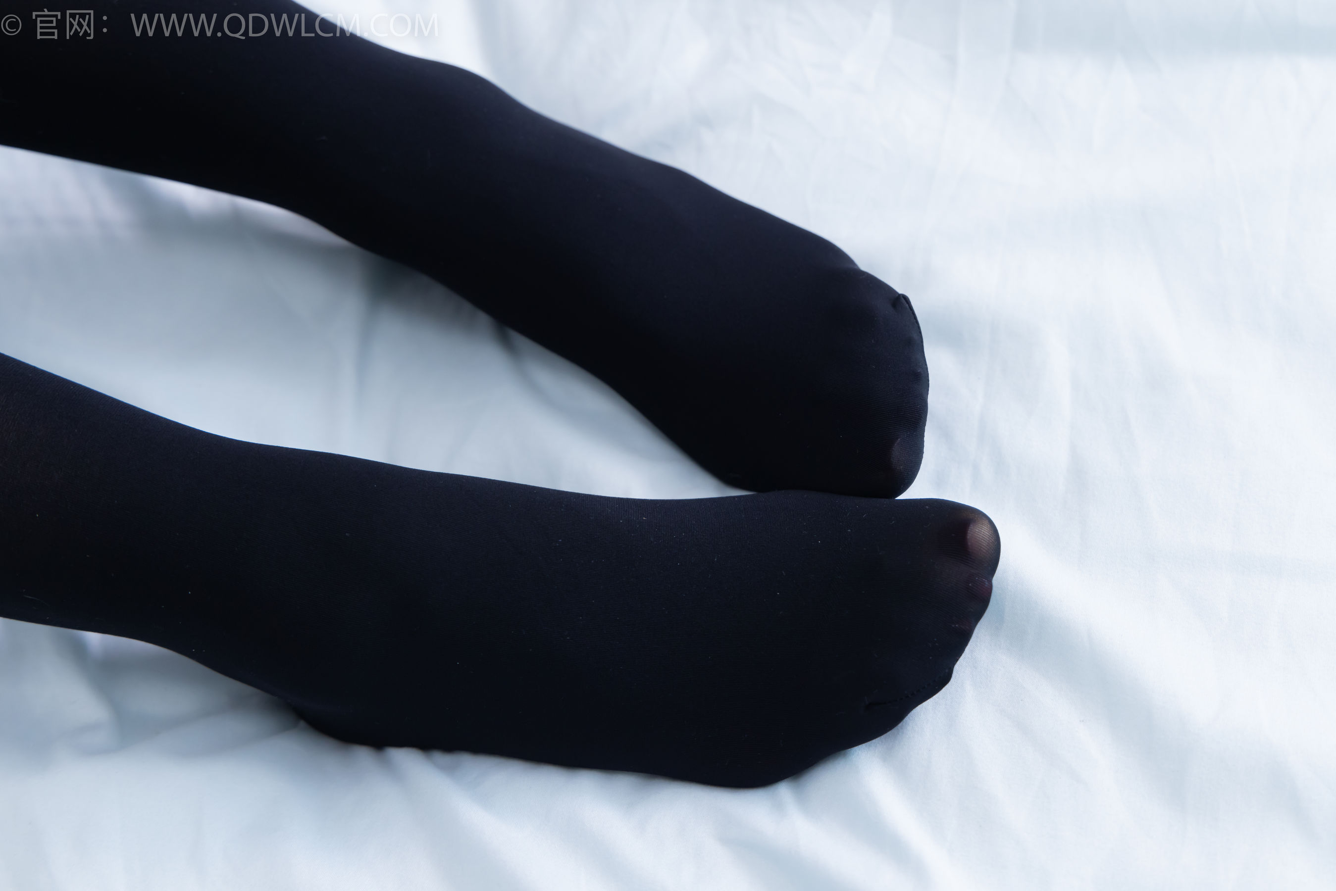 物恋传媒 No.2367 嘟嘟 - 皮鞋、厚黑丝、jk制服/(165P)