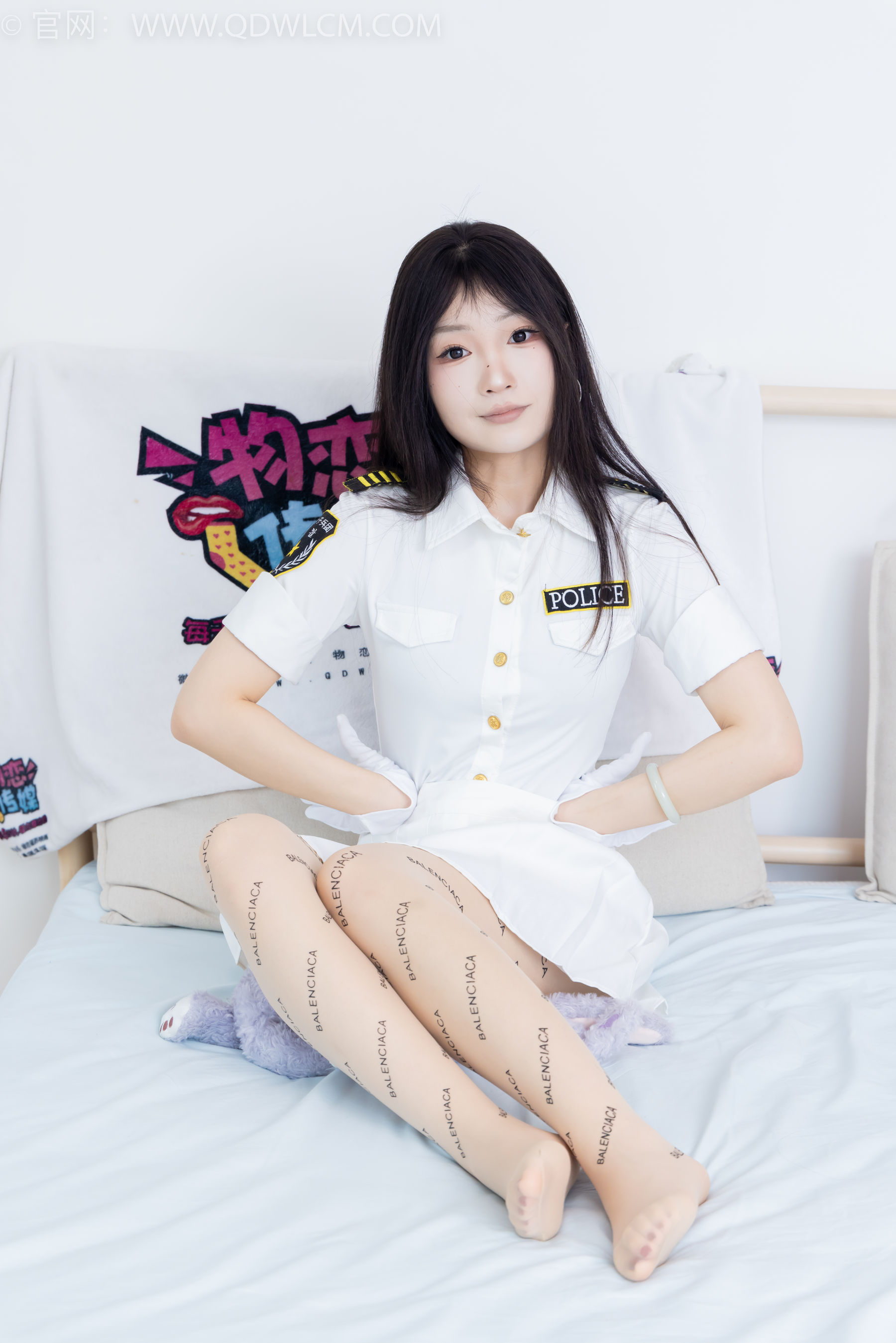 物恋传媒 No.2372 嘟嘟 - 高跟鞋、手套、薄黑丝脚尖加固款、薄肉丝脚尖加固款/(170P)