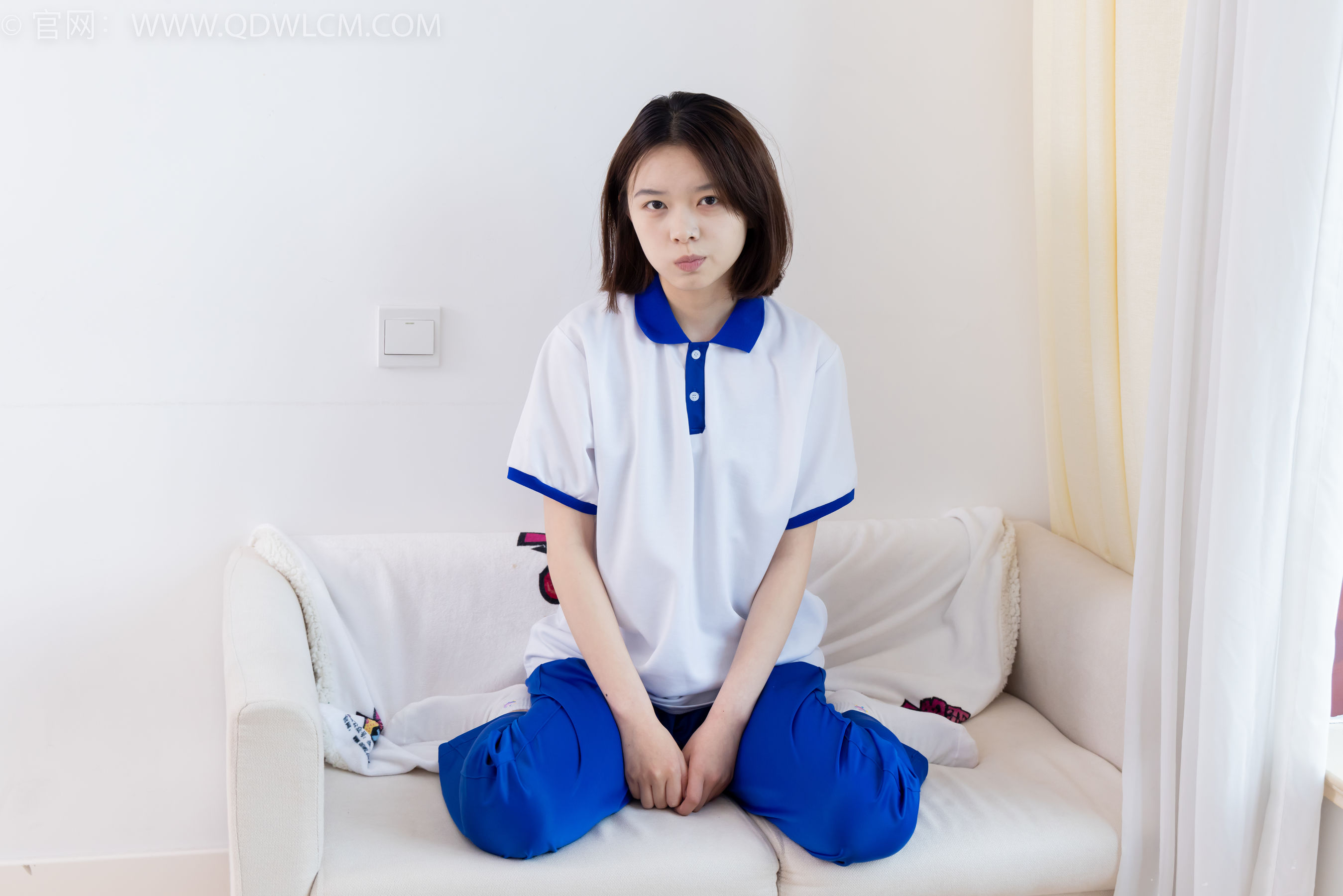 物恋传媒 No.2364 小悦 - 校服、板鞋、白棉袜、裸足/(150P)