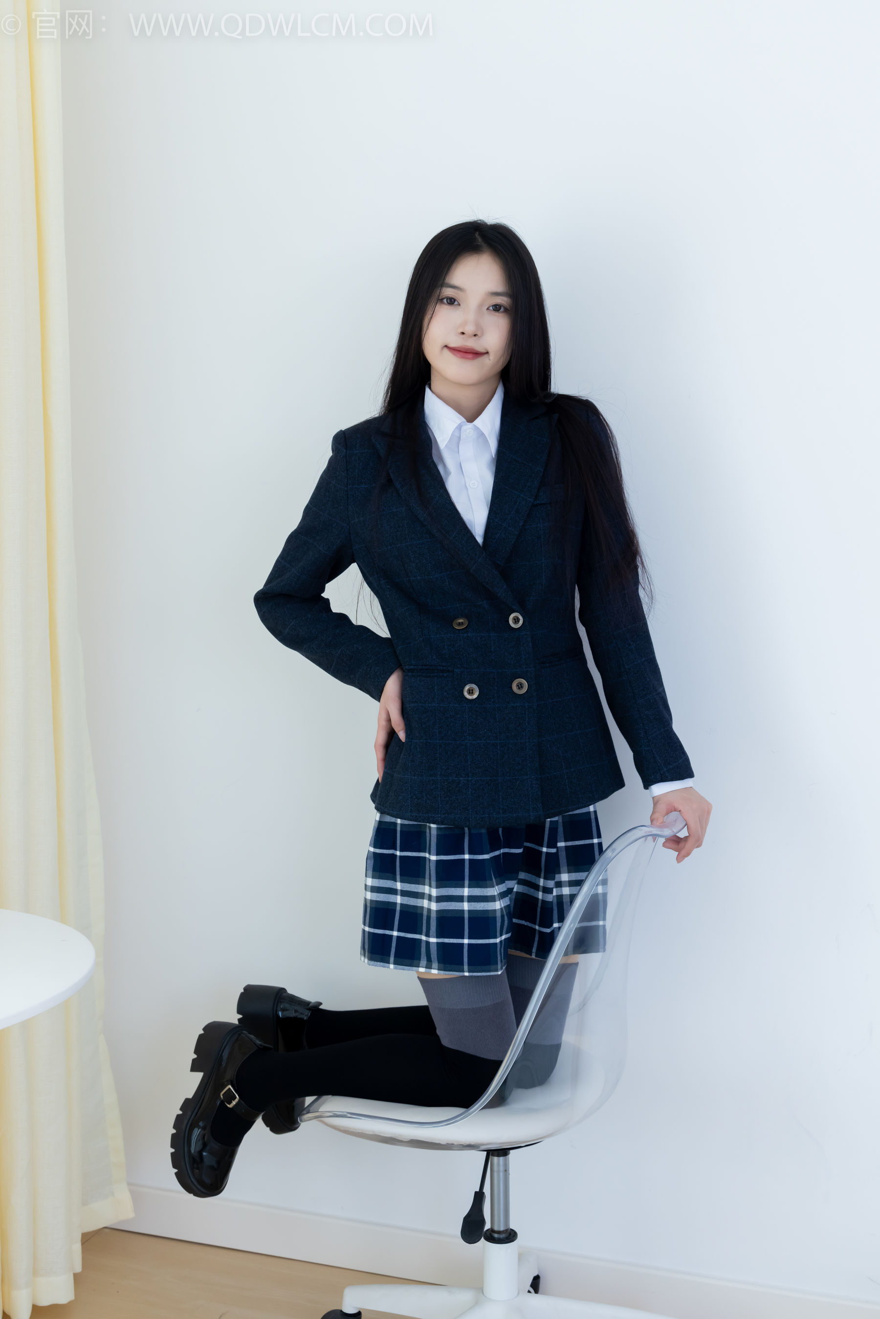 物恋传媒 No.2371 茯苓 - JK制服、皮鞋、拼接过膝袜/(155P)