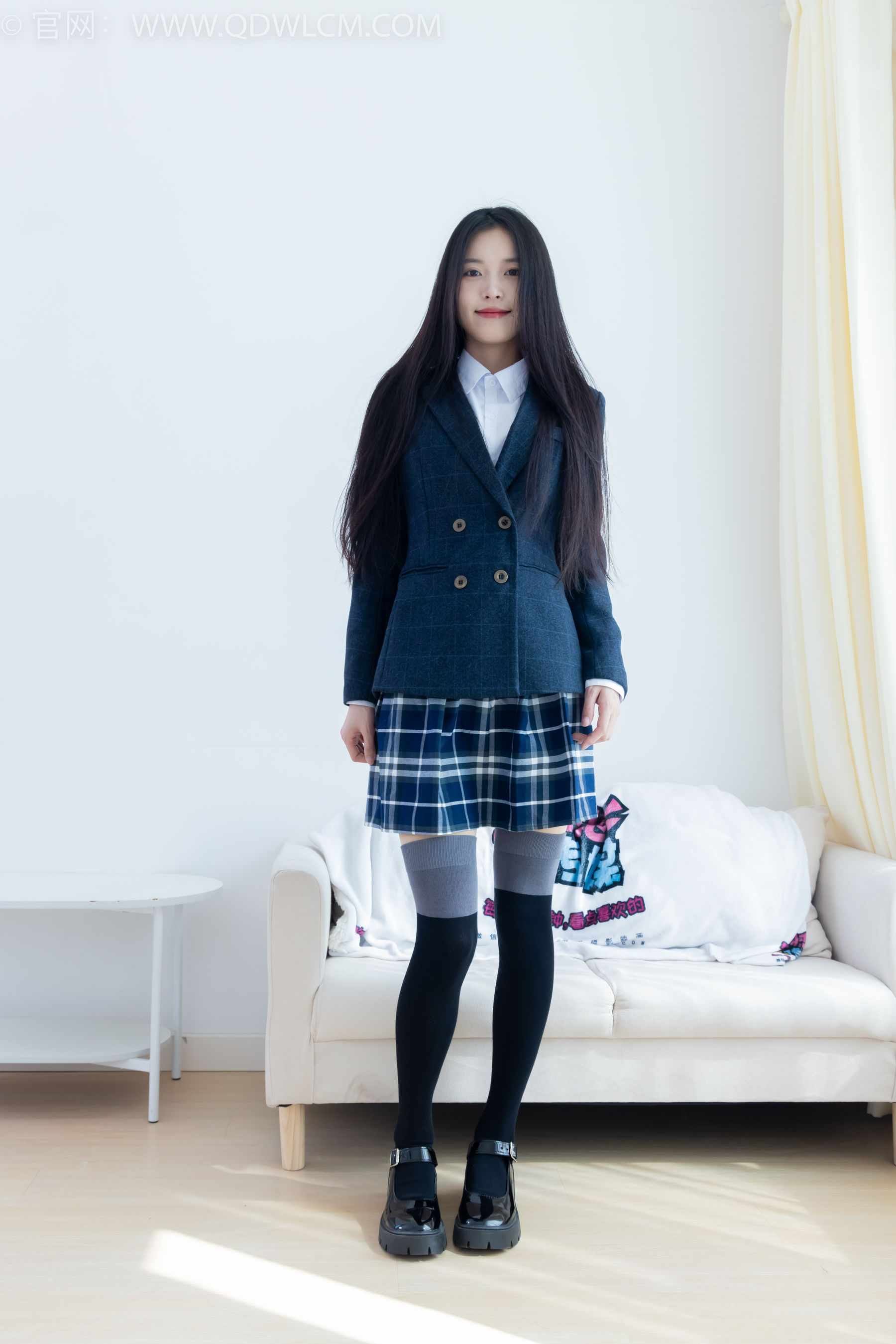 物恋传媒 No.2371 茯苓 - JK制服、皮鞋、拼接过膝袜/(155P)