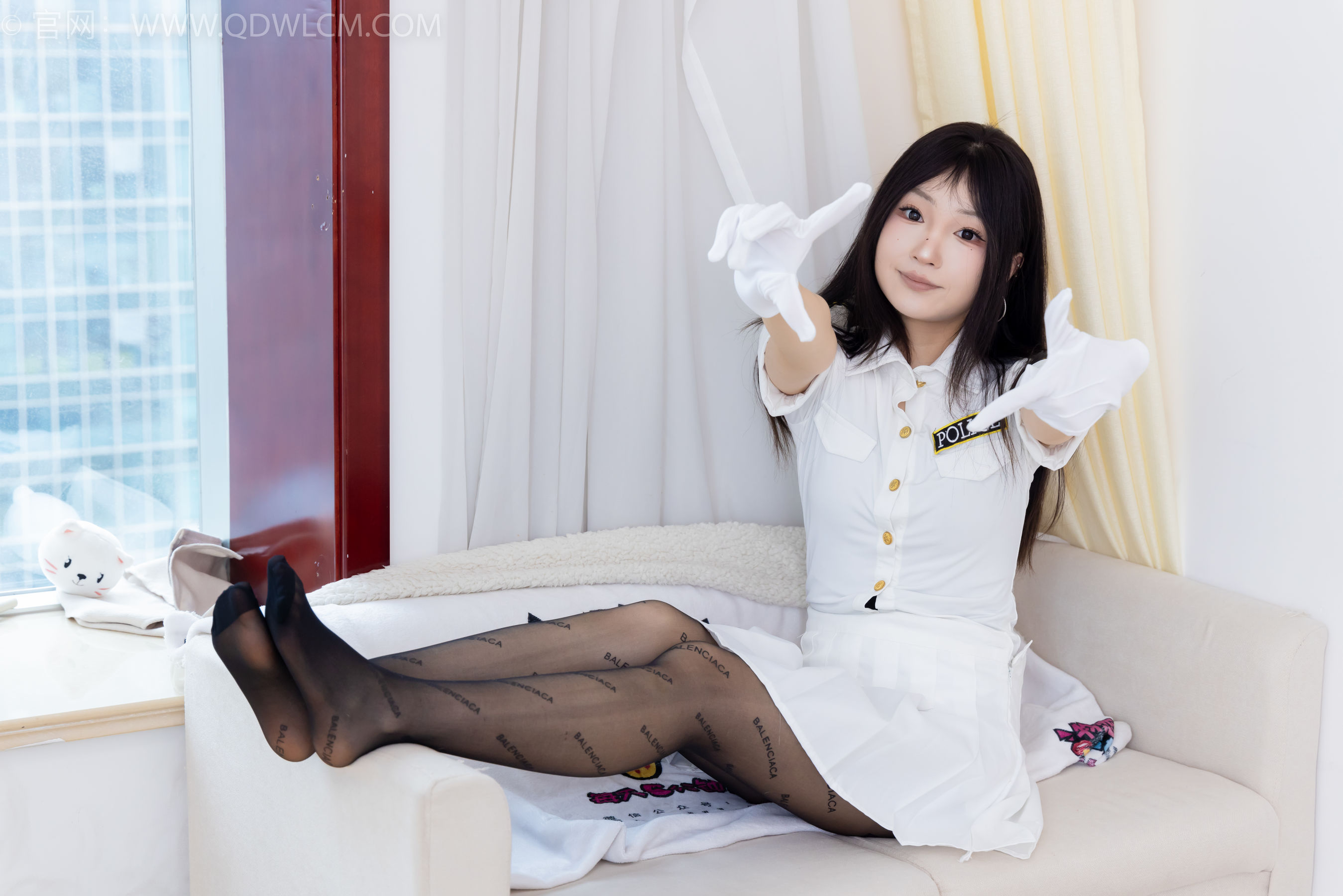 物恋传媒 No.2372 嘟嘟 - 高跟鞋、手套、薄黑丝脚尖加固款、薄肉丝脚尖加固款/(170P)