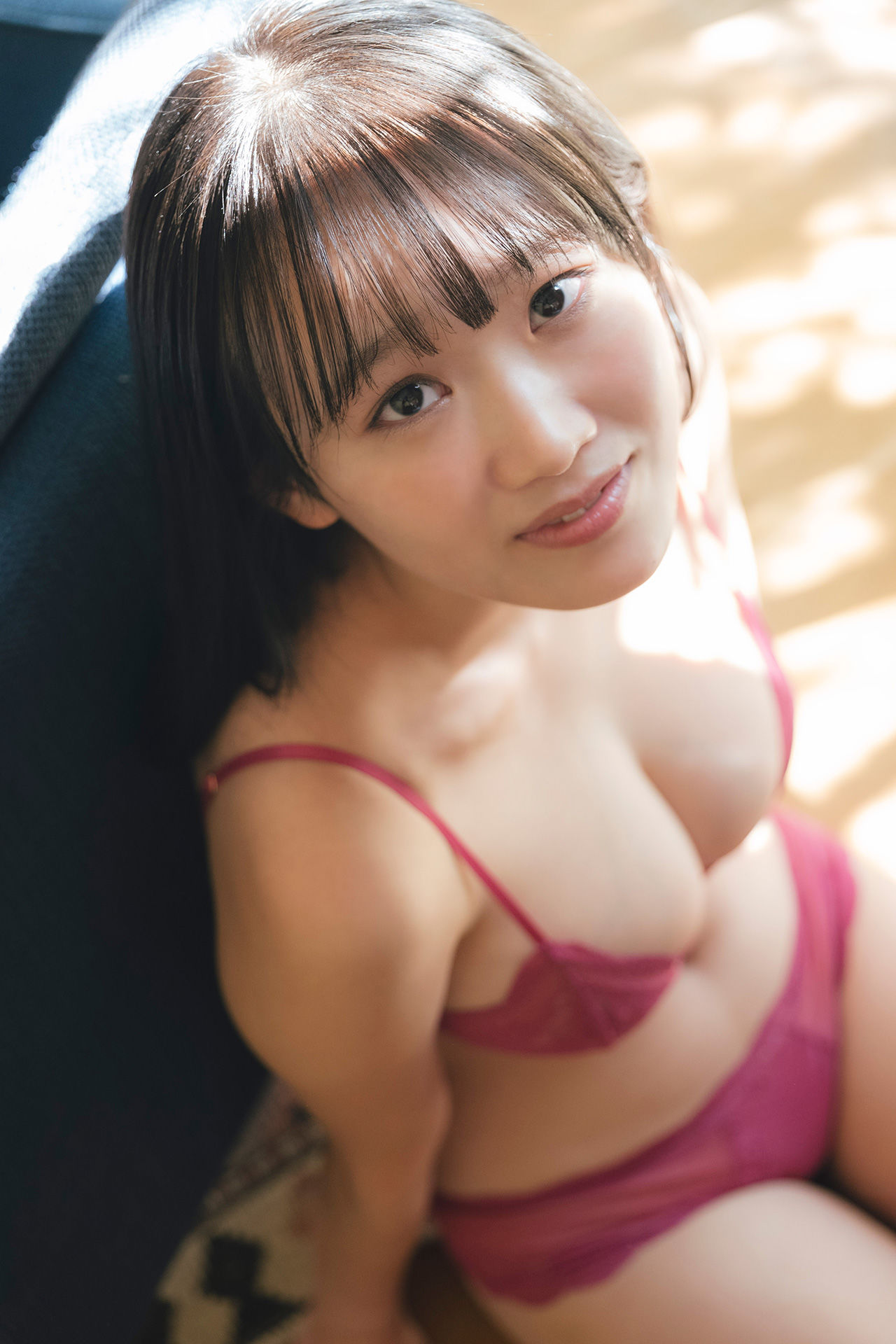 奥村梨穂 - Iの衝撃/(75P)