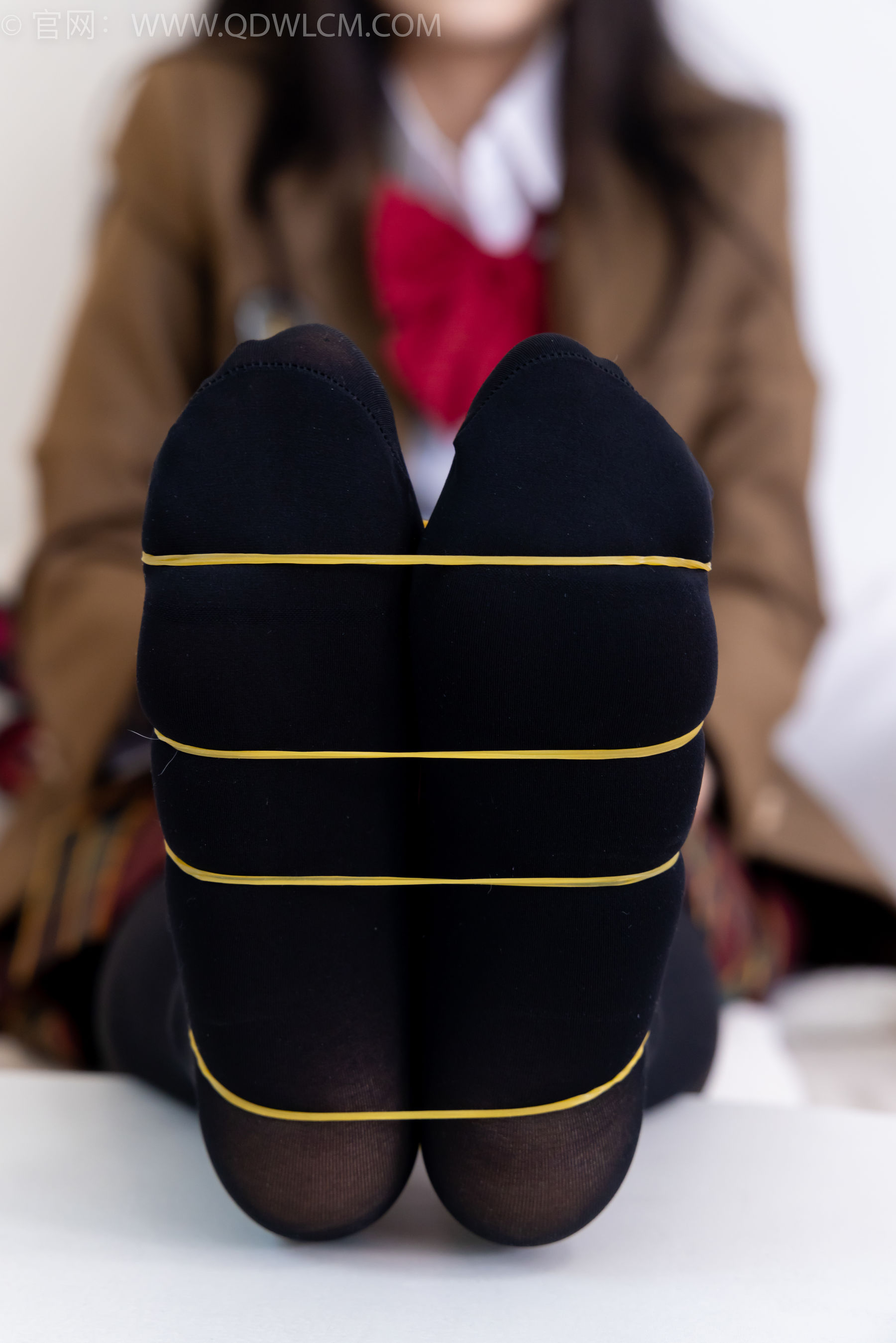 物恋传媒 No.2367 嘟嘟 - 皮鞋、厚黑丝、jk制服/(165P)