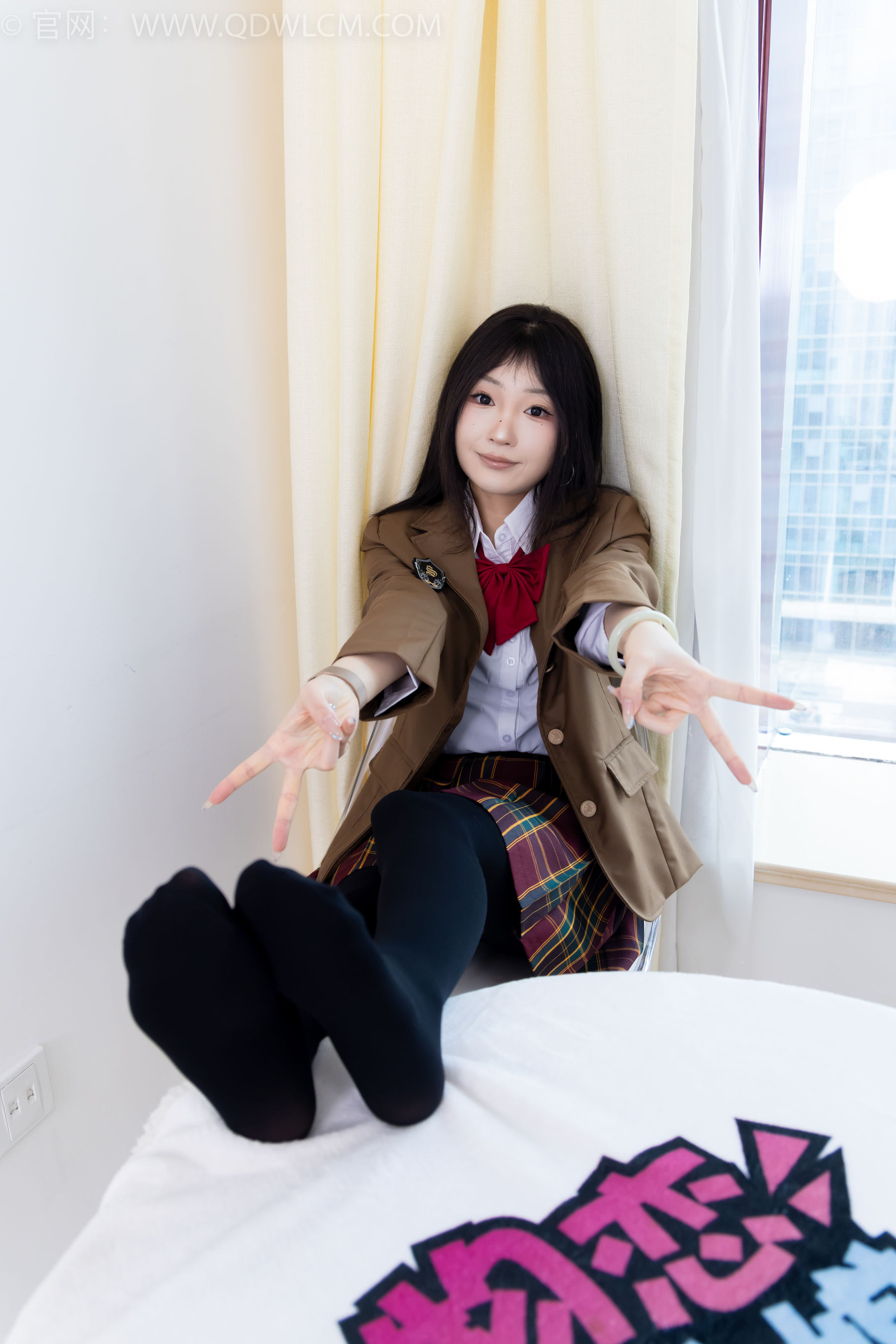 物恋传媒 No.2367 嘟嘟 - 皮鞋、厚黑丝、jk制服/(165P)