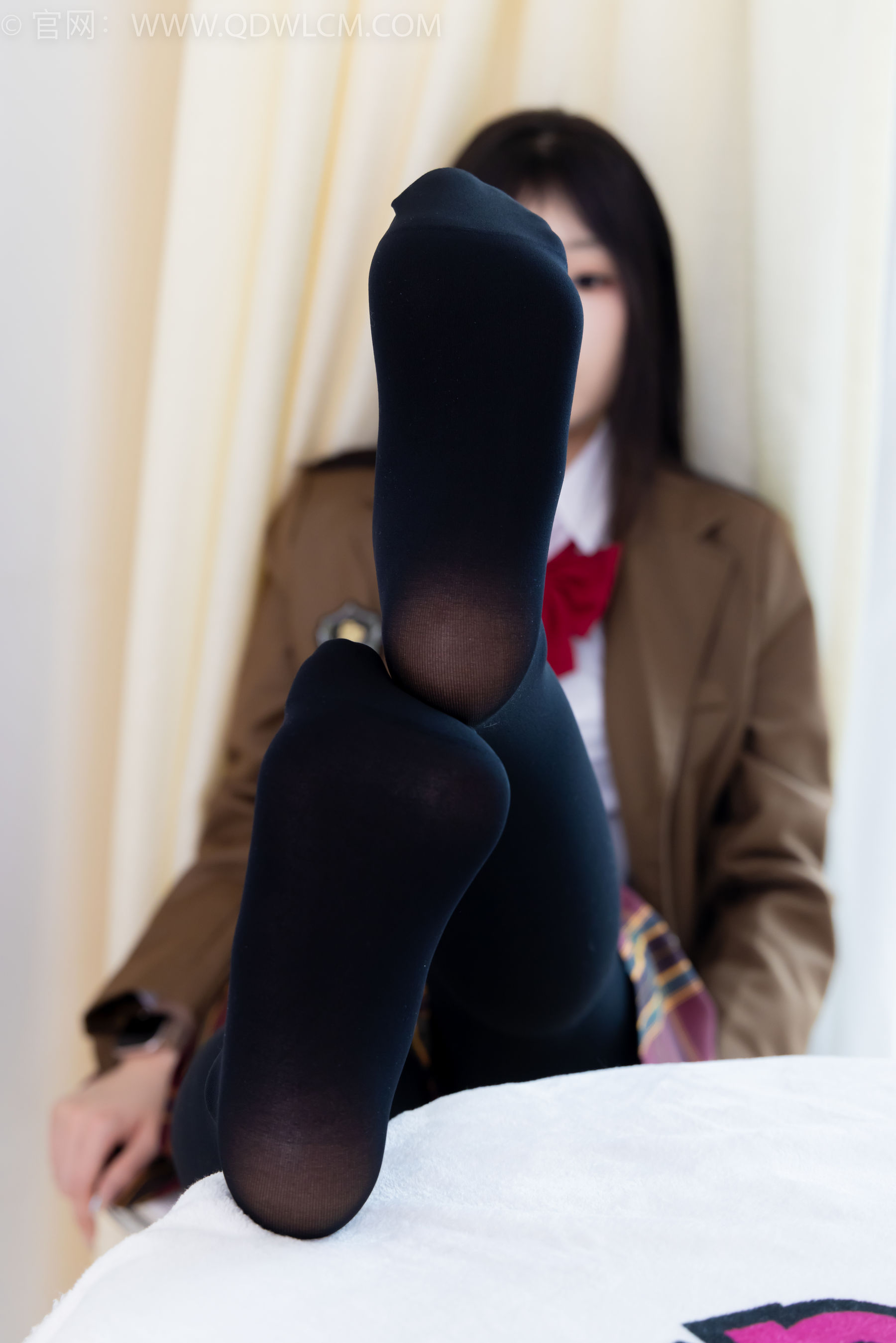 物恋传媒 No.2367 嘟嘟 - 皮鞋、厚黑丝、jk制服/(165P)