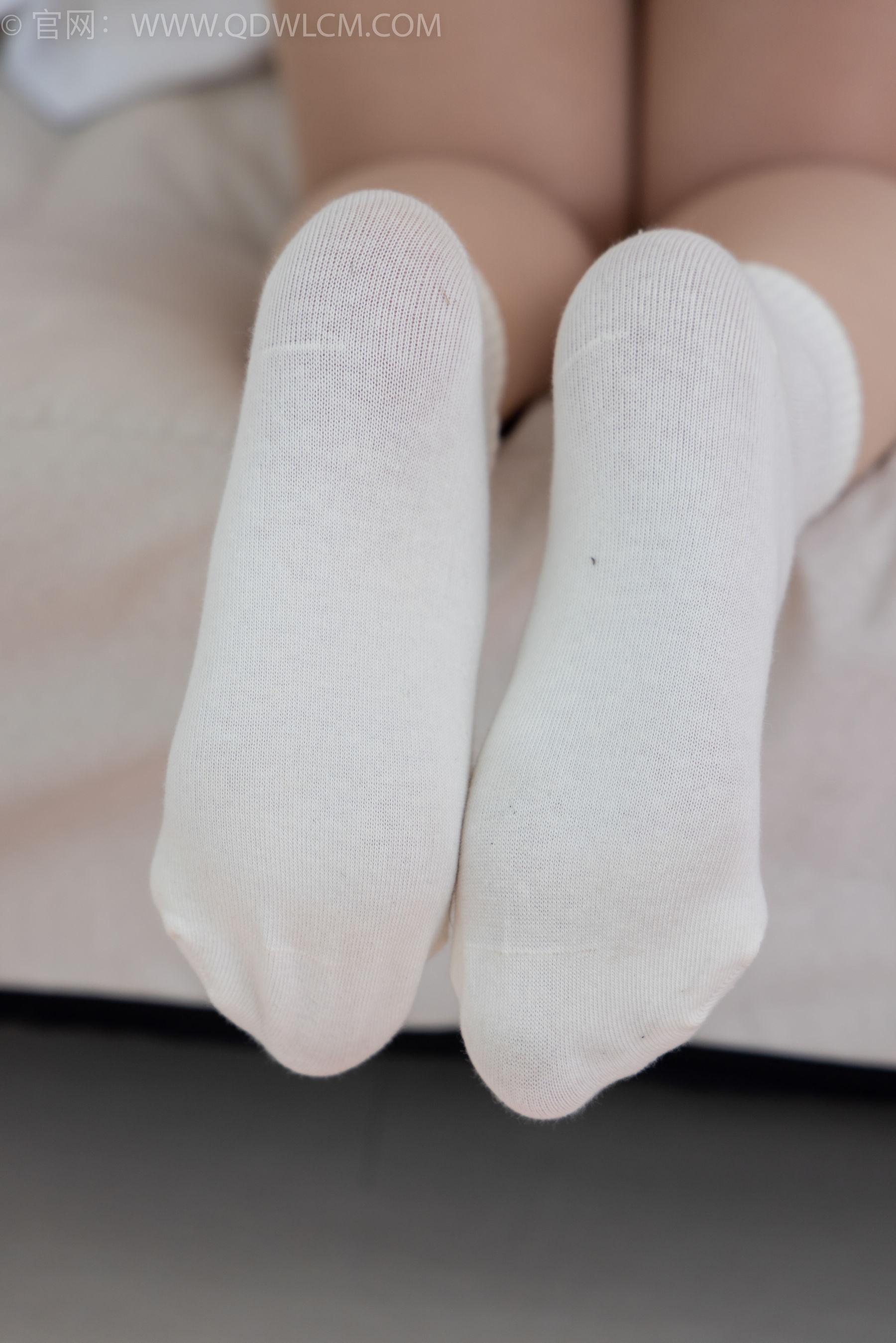 物恋传媒 No.2358 闪闪 - 舞蹈服、舞蹈鞋、白棉袜、厚白丝、厚灰丝、薄肉丝/(150P)