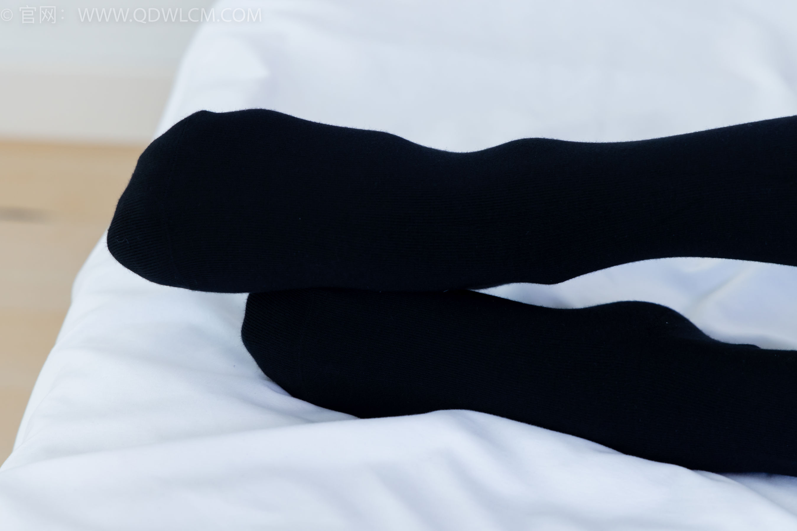 物恋传媒 No.2371 茯苓 - JK制服、皮鞋、拼接过膝袜/(155P)