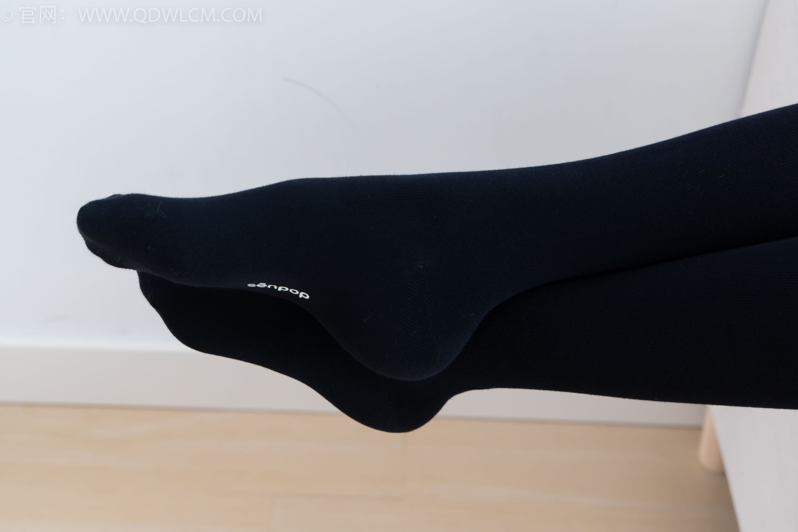 物恋传媒 No.2371 茯苓 - JK制服、皮鞋、拼接过膝袜/(155P)