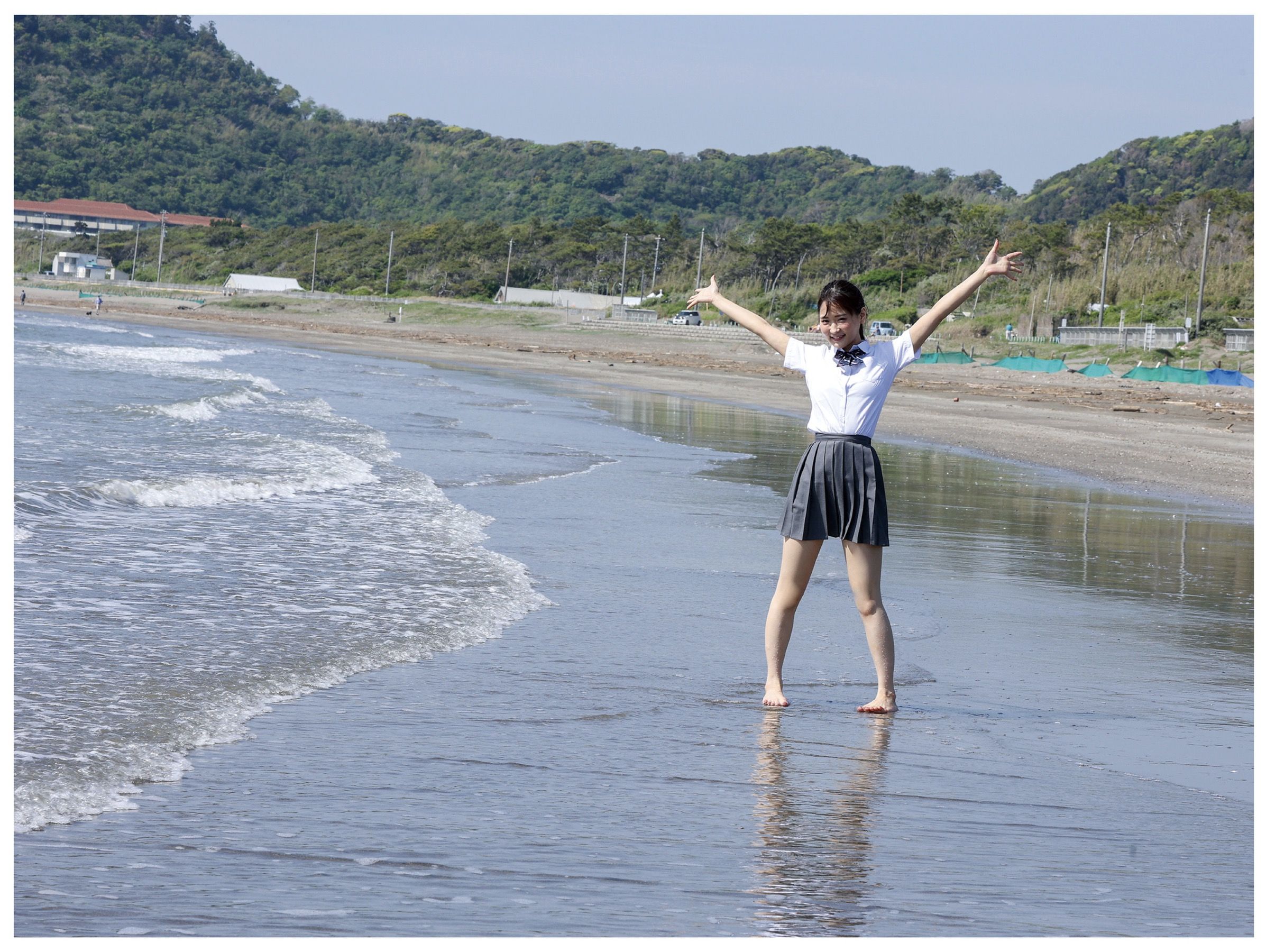 広瀬なるみ - 風に包まれて/(85P)