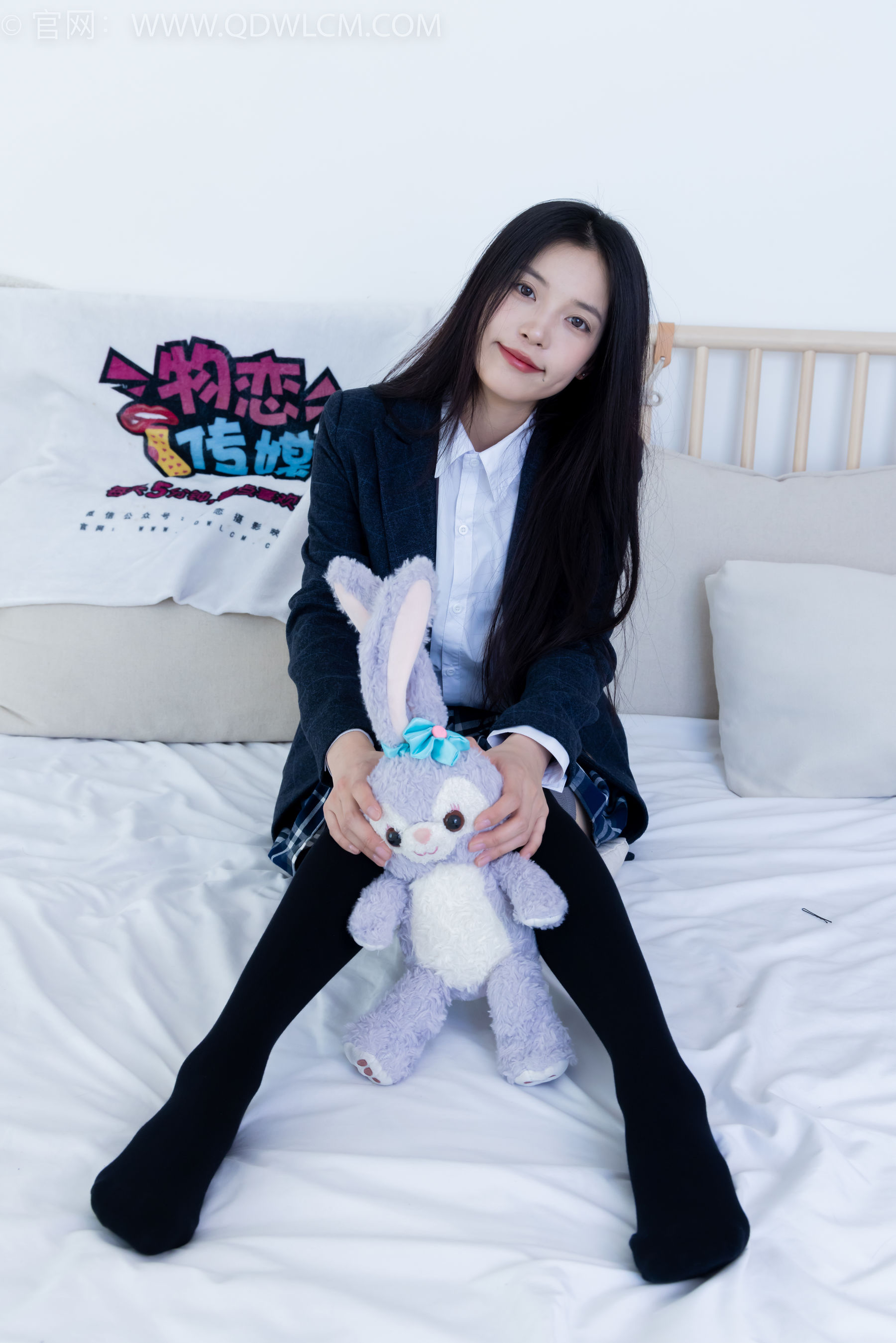 物恋传媒 No.2371 茯苓 - JK制服、皮鞋、拼接过膝袜/(155P)