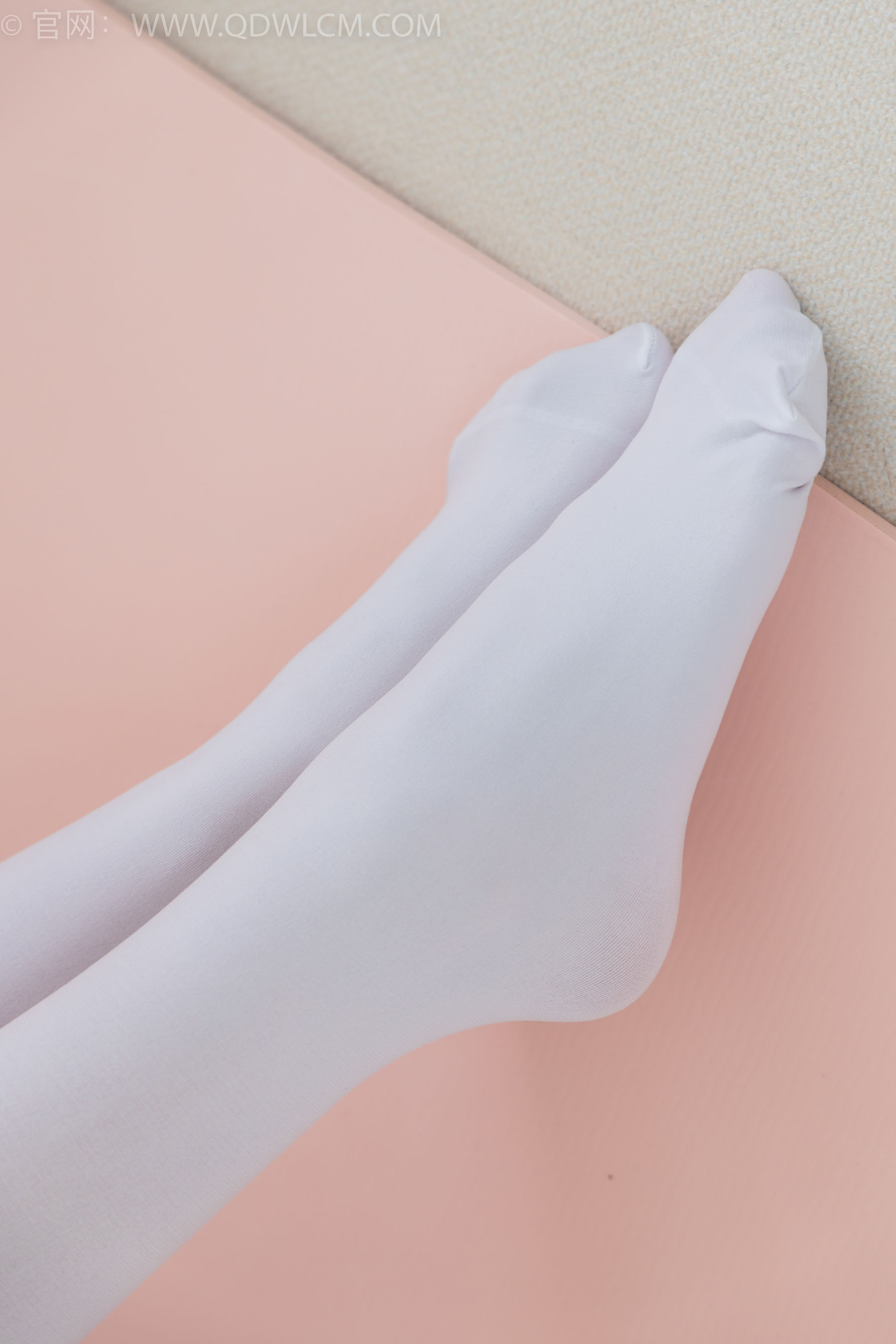 物恋传媒 No.2358 闪闪 - 舞蹈服、舞蹈鞋、白棉袜、厚白丝、厚灰丝、薄肉丝/(150P)