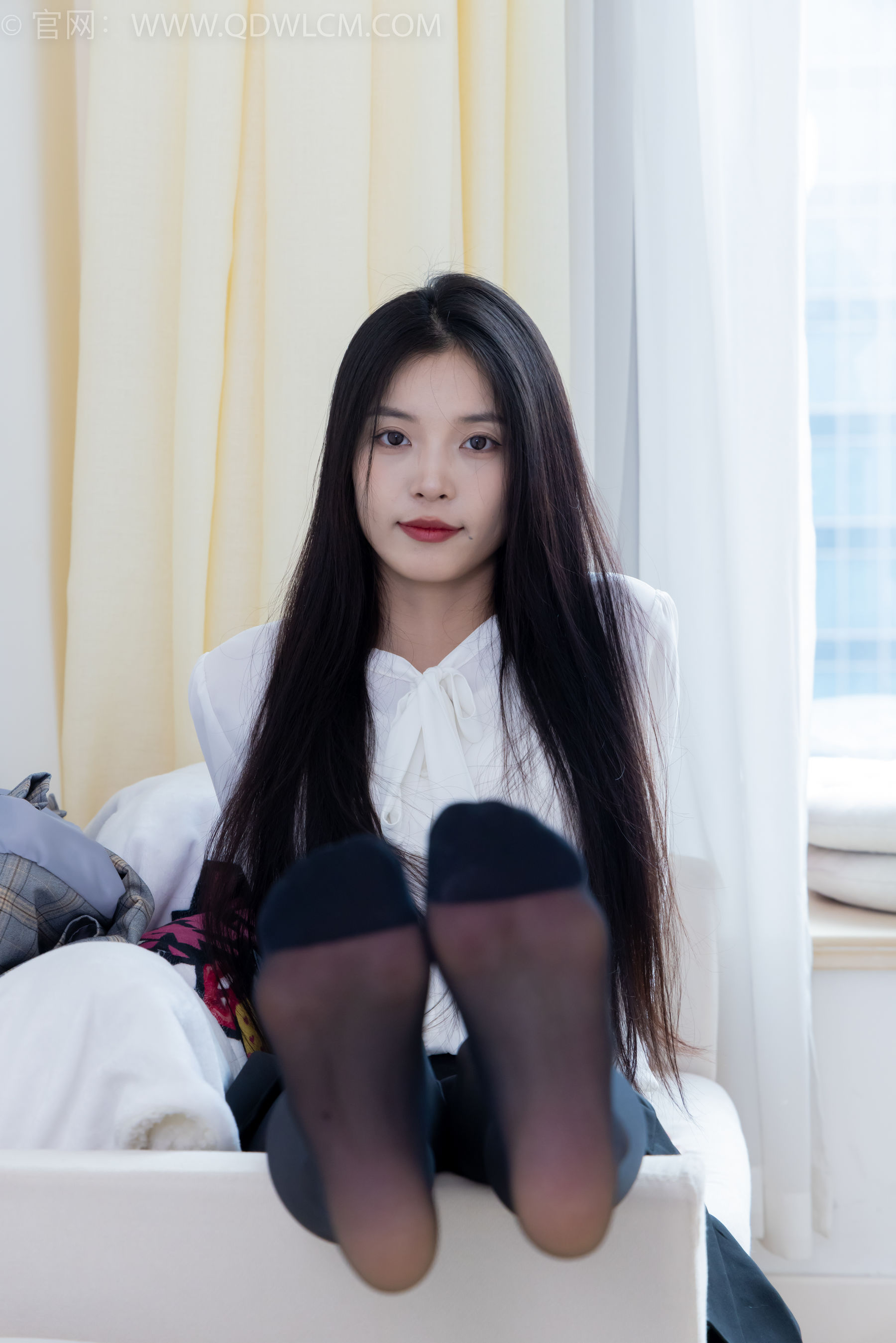 物恋传媒 No.2349 茯苓 - 高跟长靴、高跟凉鞋、厚肉丝、薄黑丝/(175P)