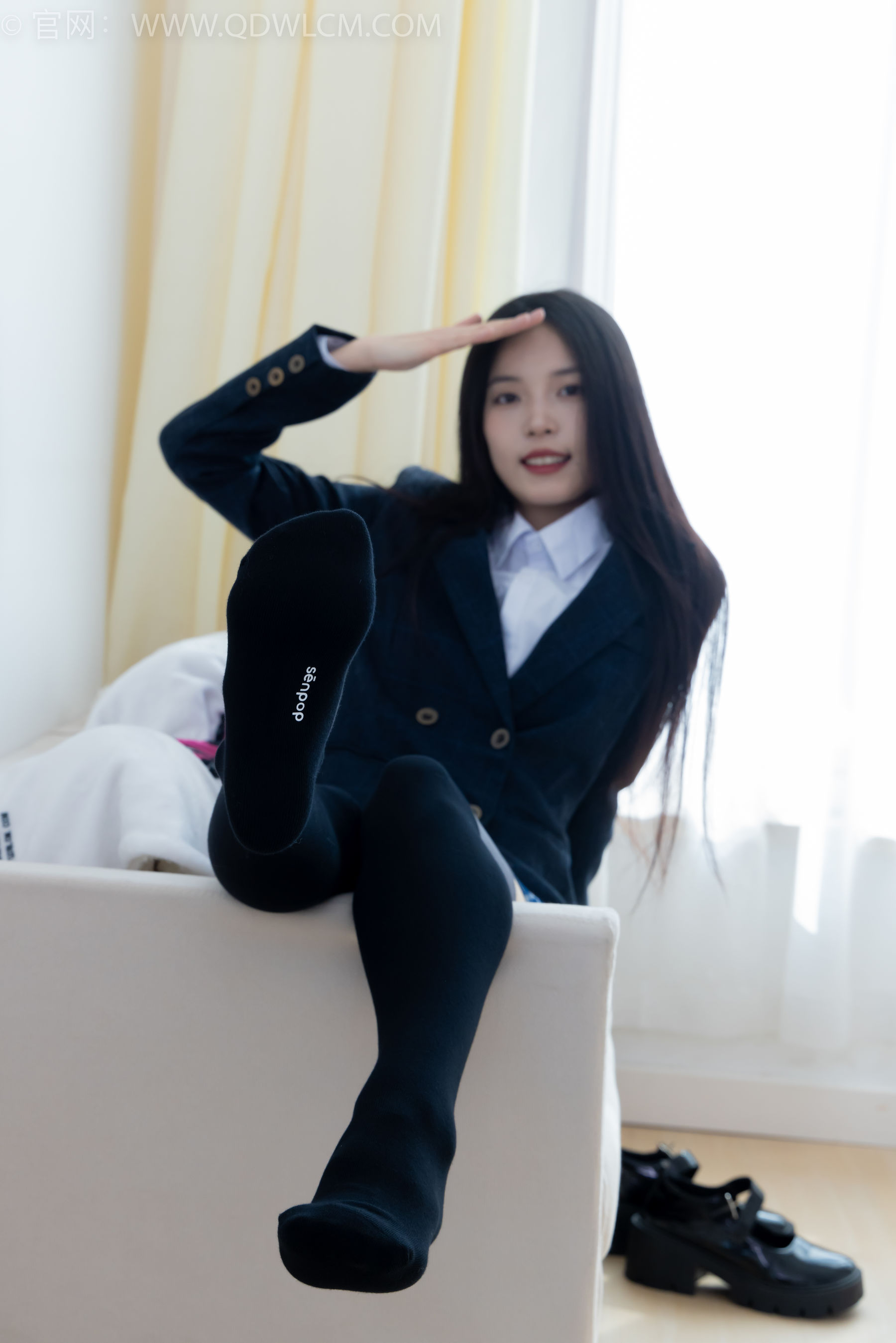 物恋传媒 No.2371 茯苓 - JK制服、皮鞋、拼接过膝袜/(155P)