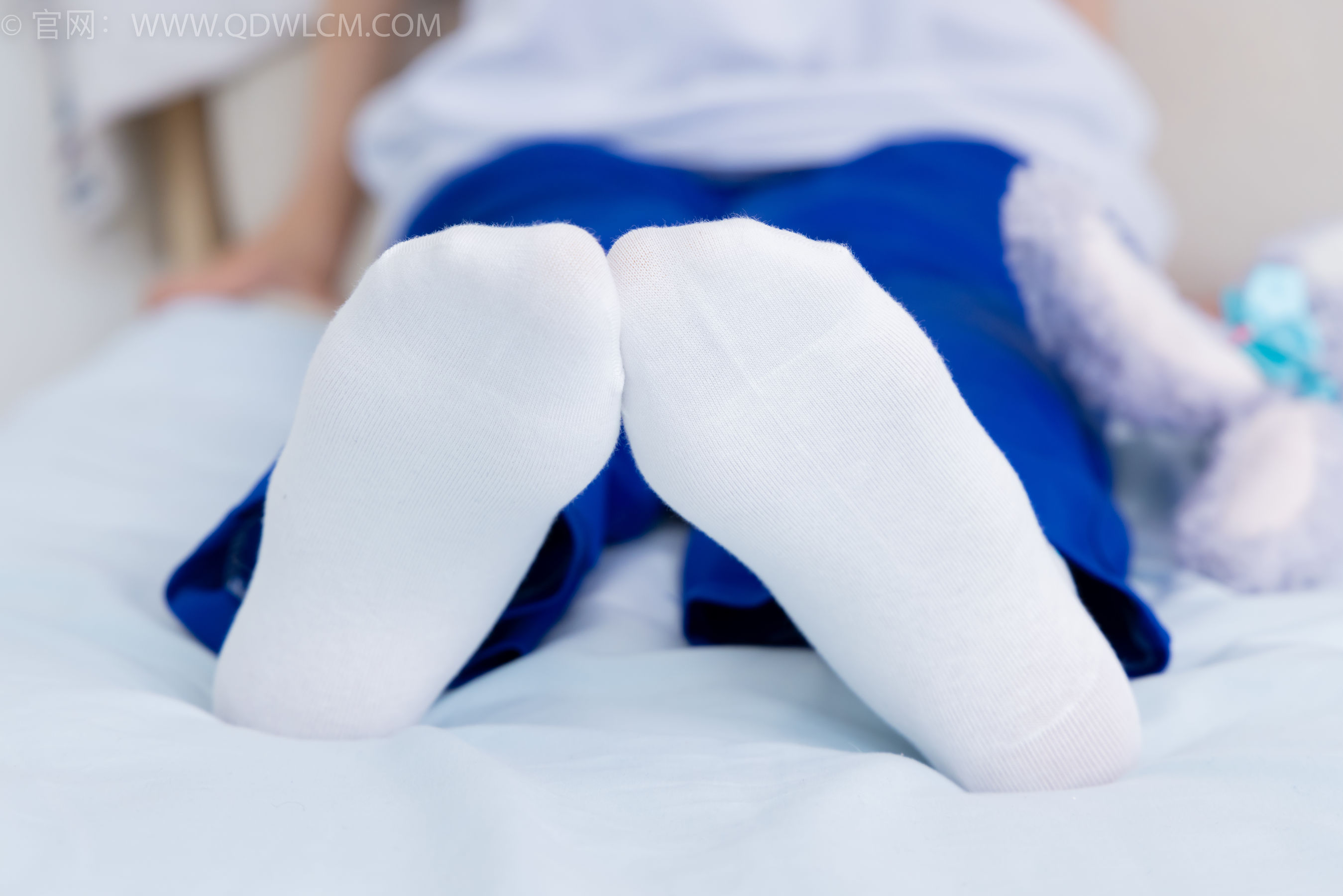 物恋传媒 No.2364 小悦 - 校服、板鞋、白棉袜、裸足/(150P)