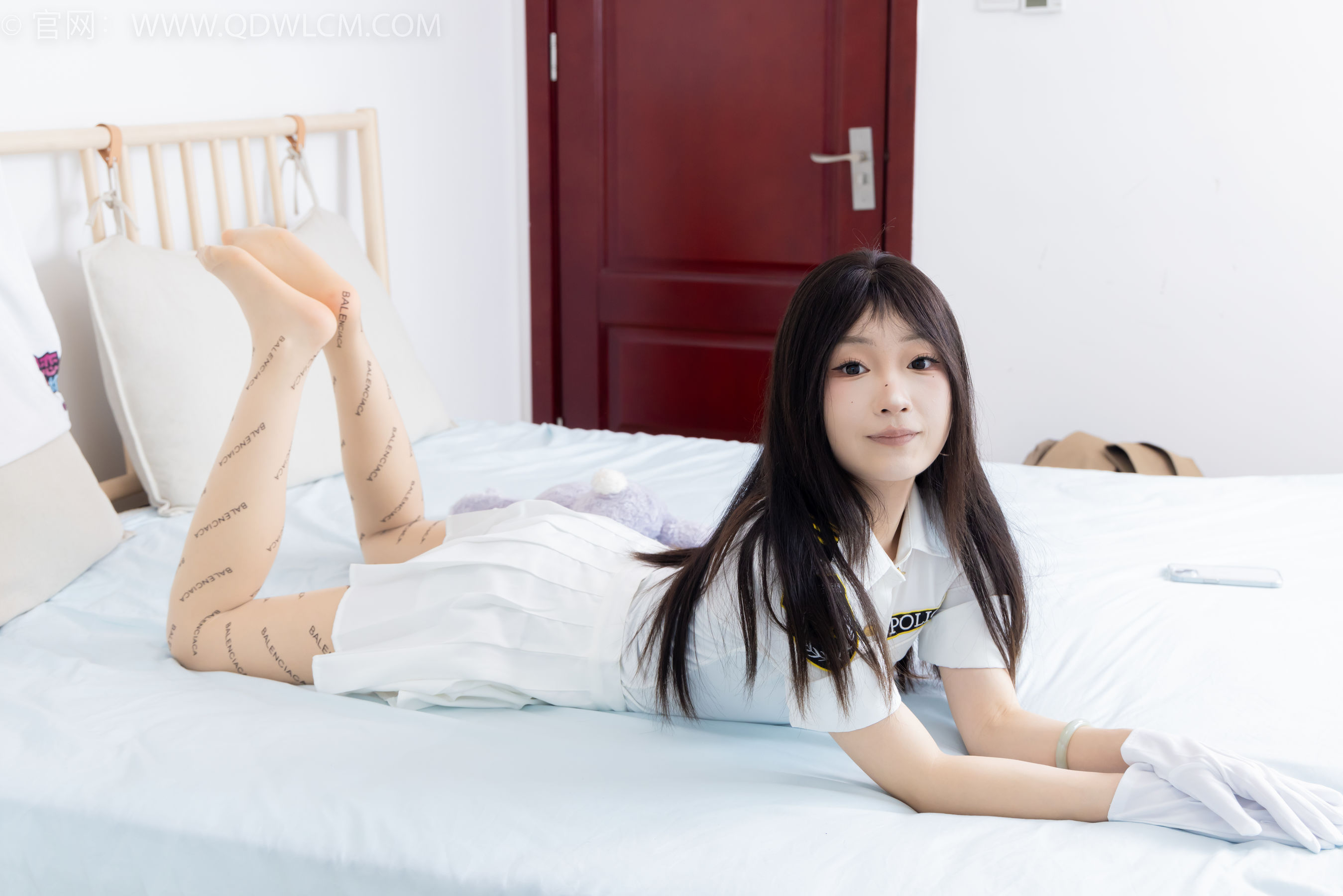 物恋传媒 No.2372 嘟嘟 - 高跟鞋、手套、薄黑丝脚尖加固款、薄肉丝脚尖加固款/(170P)