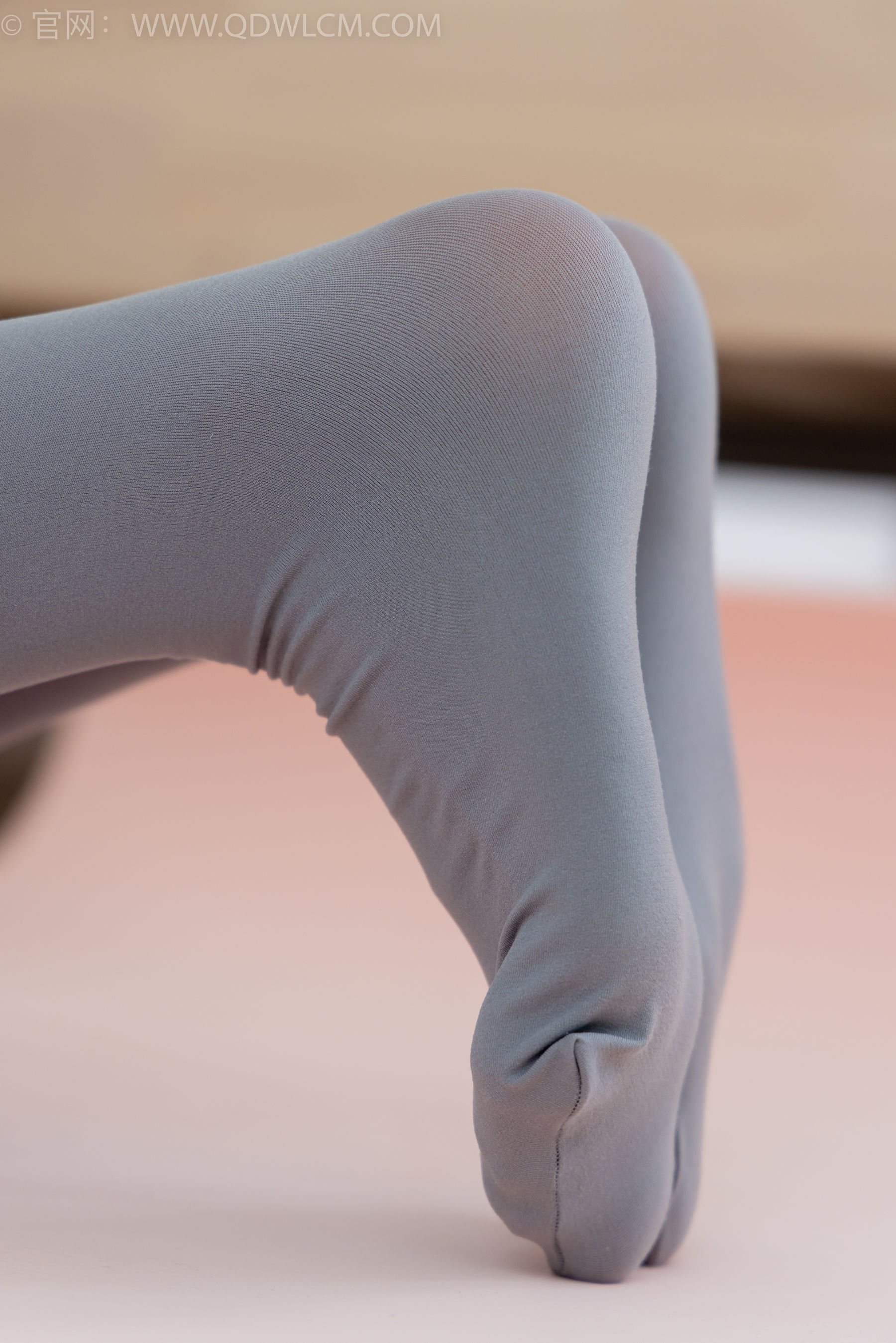 物恋传媒 No.2358 闪闪 - 舞蹈服、舞蹈鞋、白棉袜、厚白丝、厚灰丝、薄肉丝/(150P)