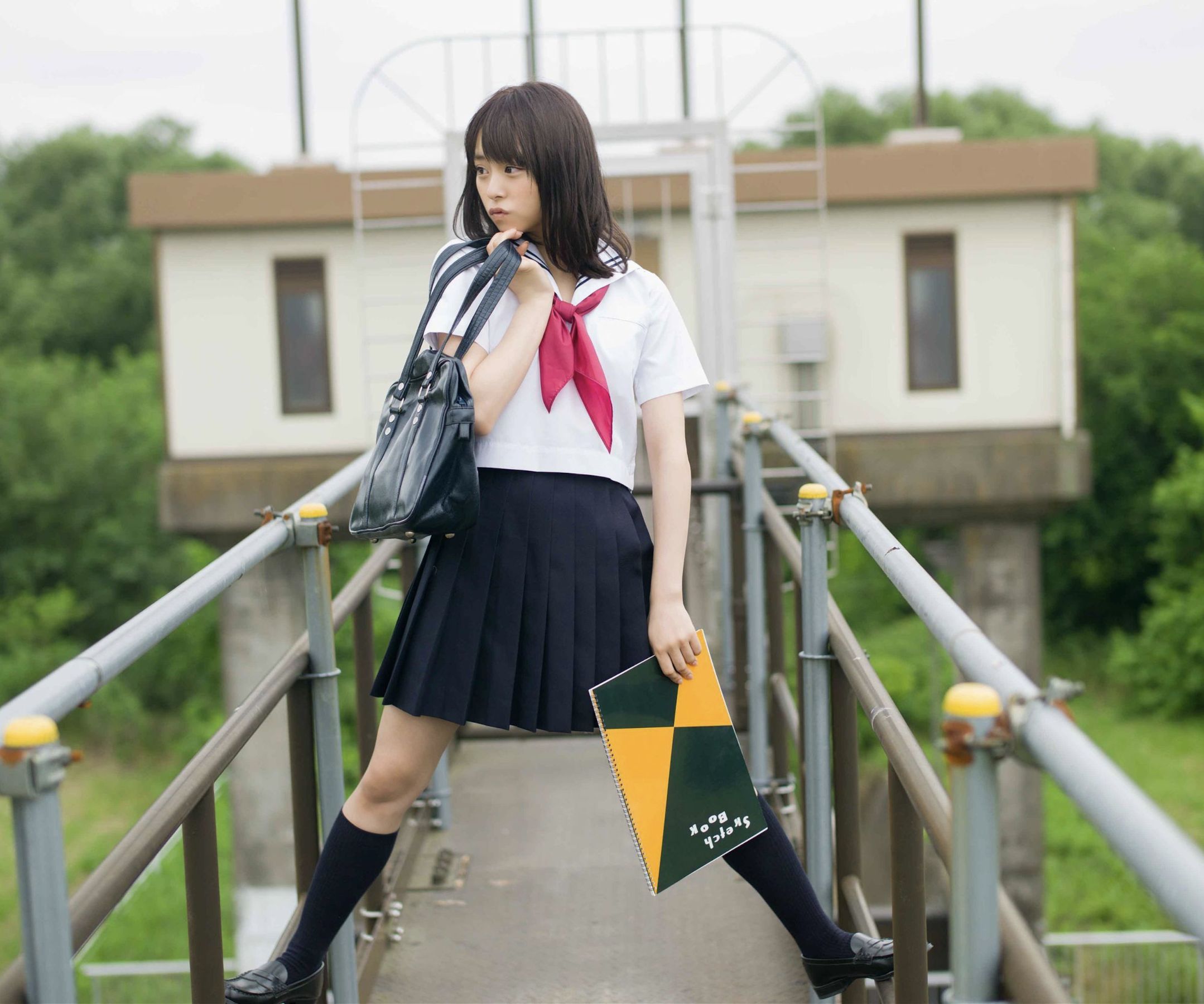 佐藤麗奈 - 不思議の国のさとれな/(47P)