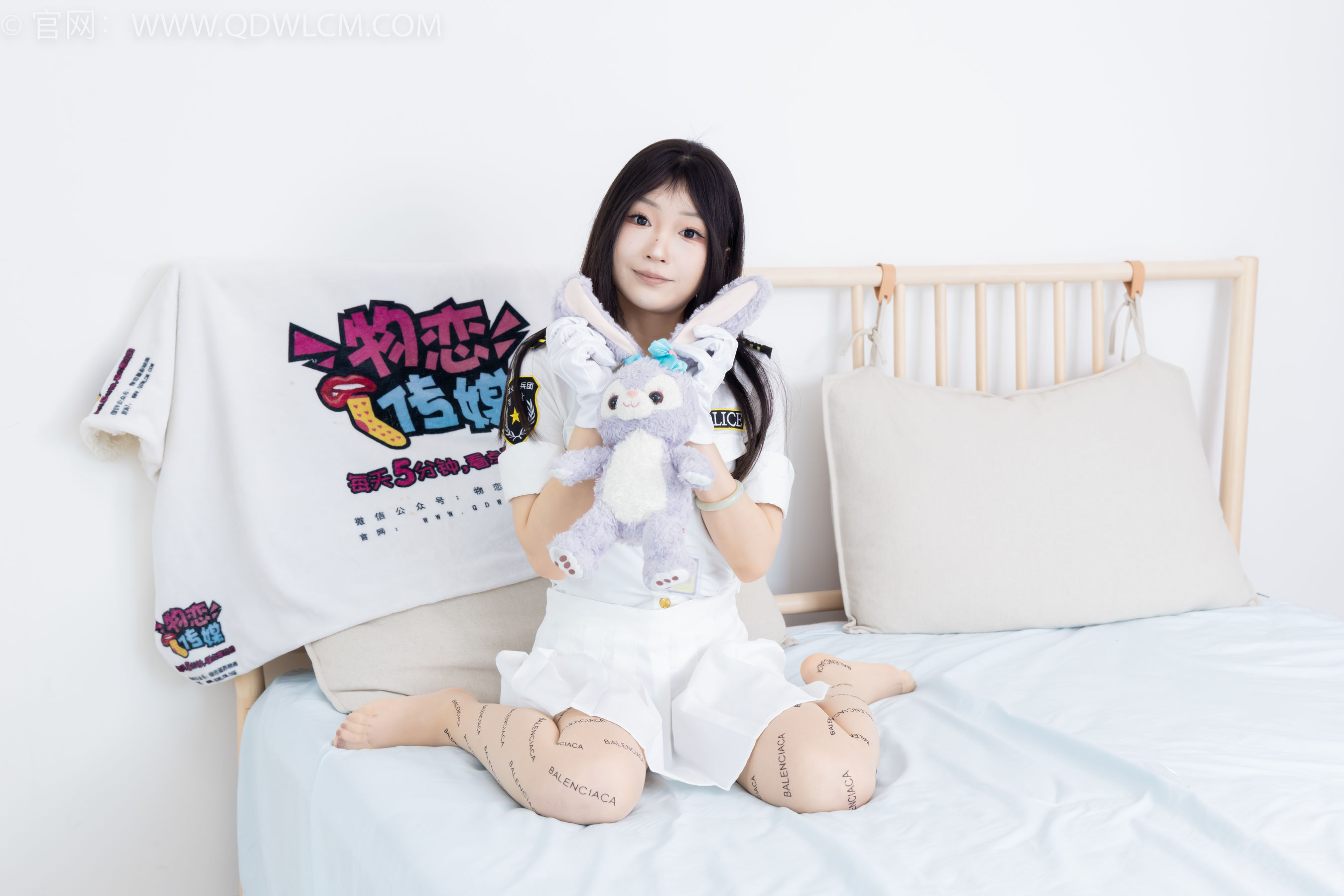 物恋传媒 No.2372 嘟嘟 - 高跟鞋、手套、薄黑丝脚尖加固款、薄肉丝脚尖加固款/(170P)