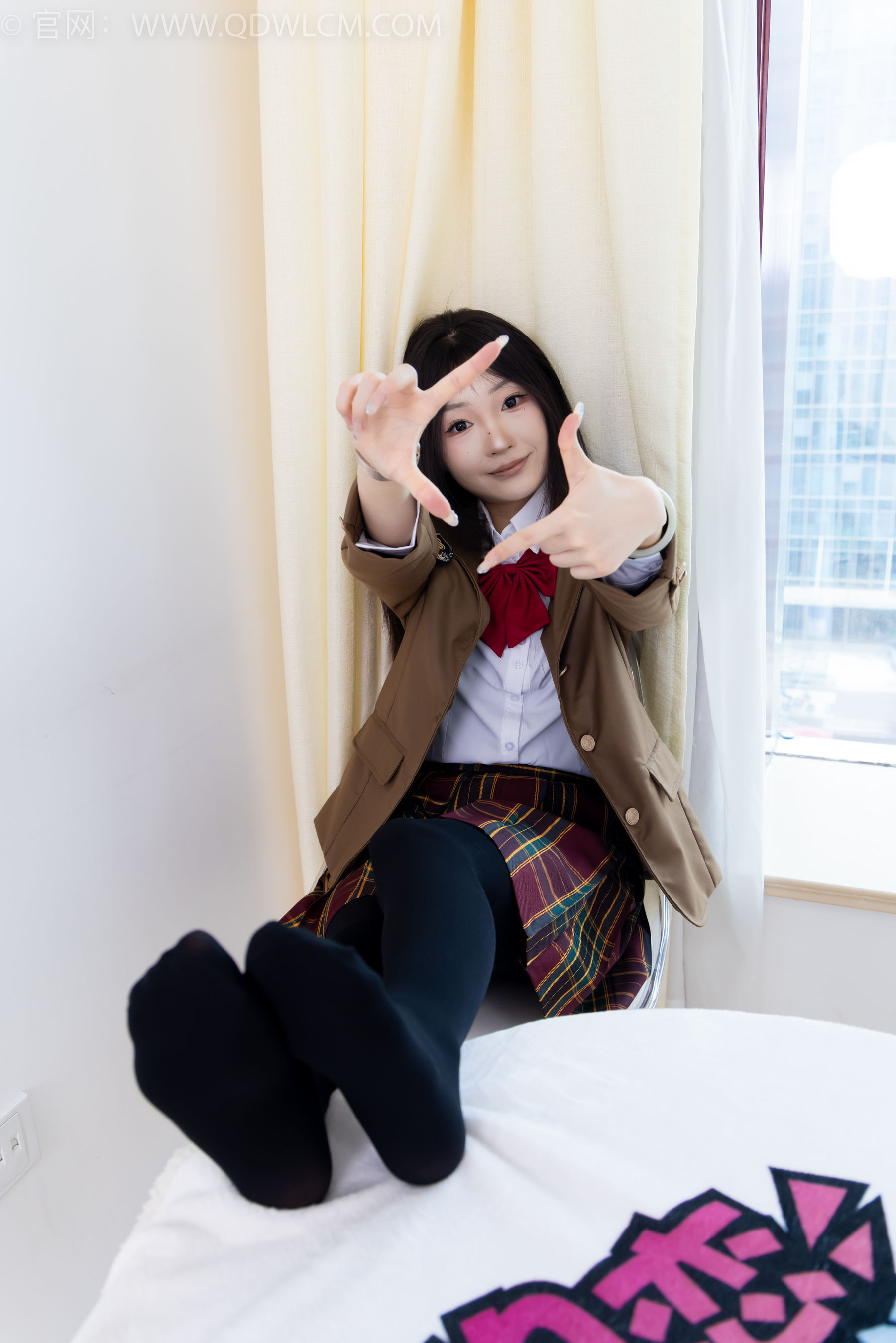 物恋传媒 No.2367 嘟嘟 - 皮鞋、厚黑丝、jk制服/(165P)