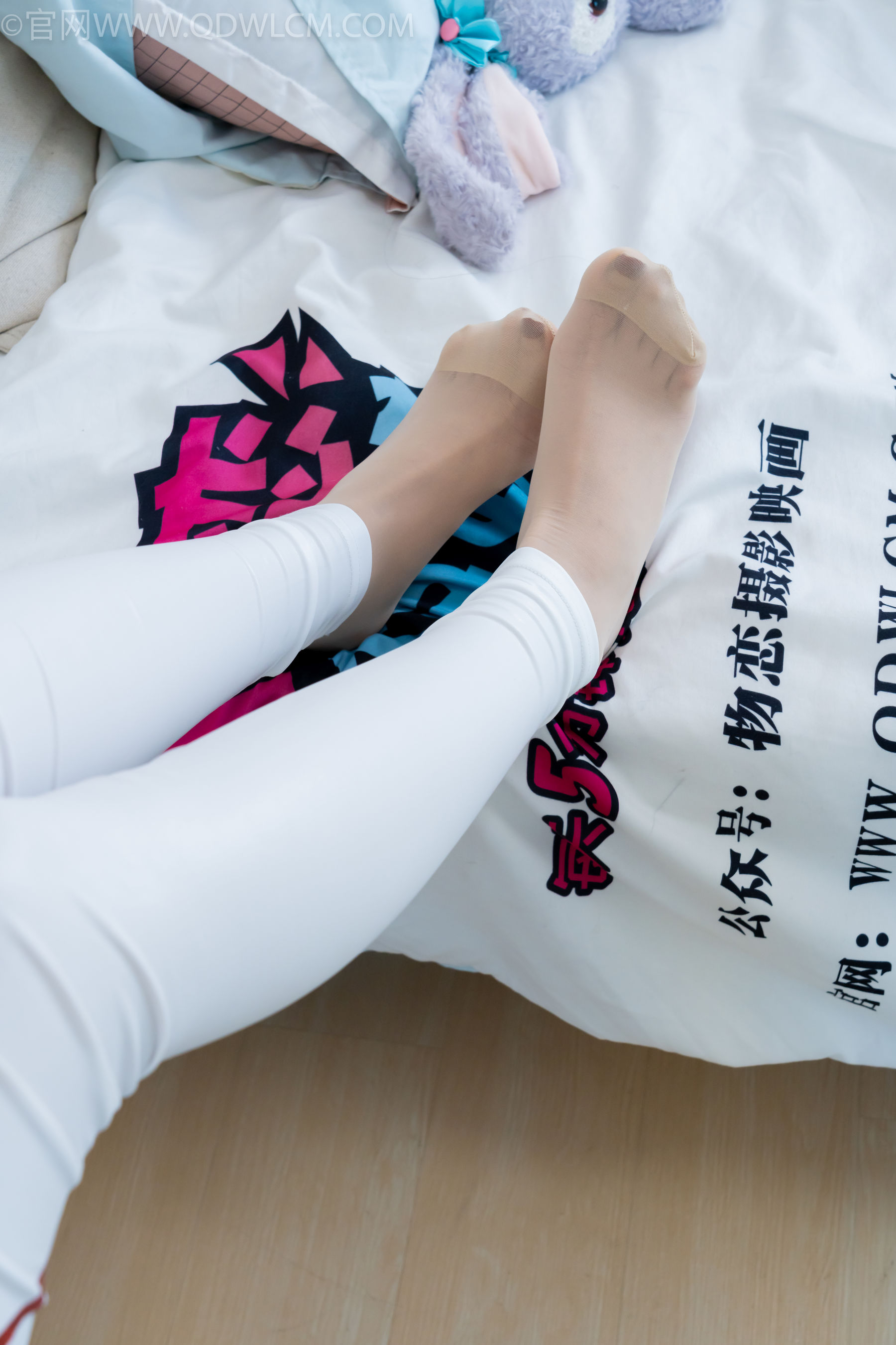 物恋传媒 No.2340 泡泡 - cos亚丝娜、长靴、袜套、薄肉丝/(156P)