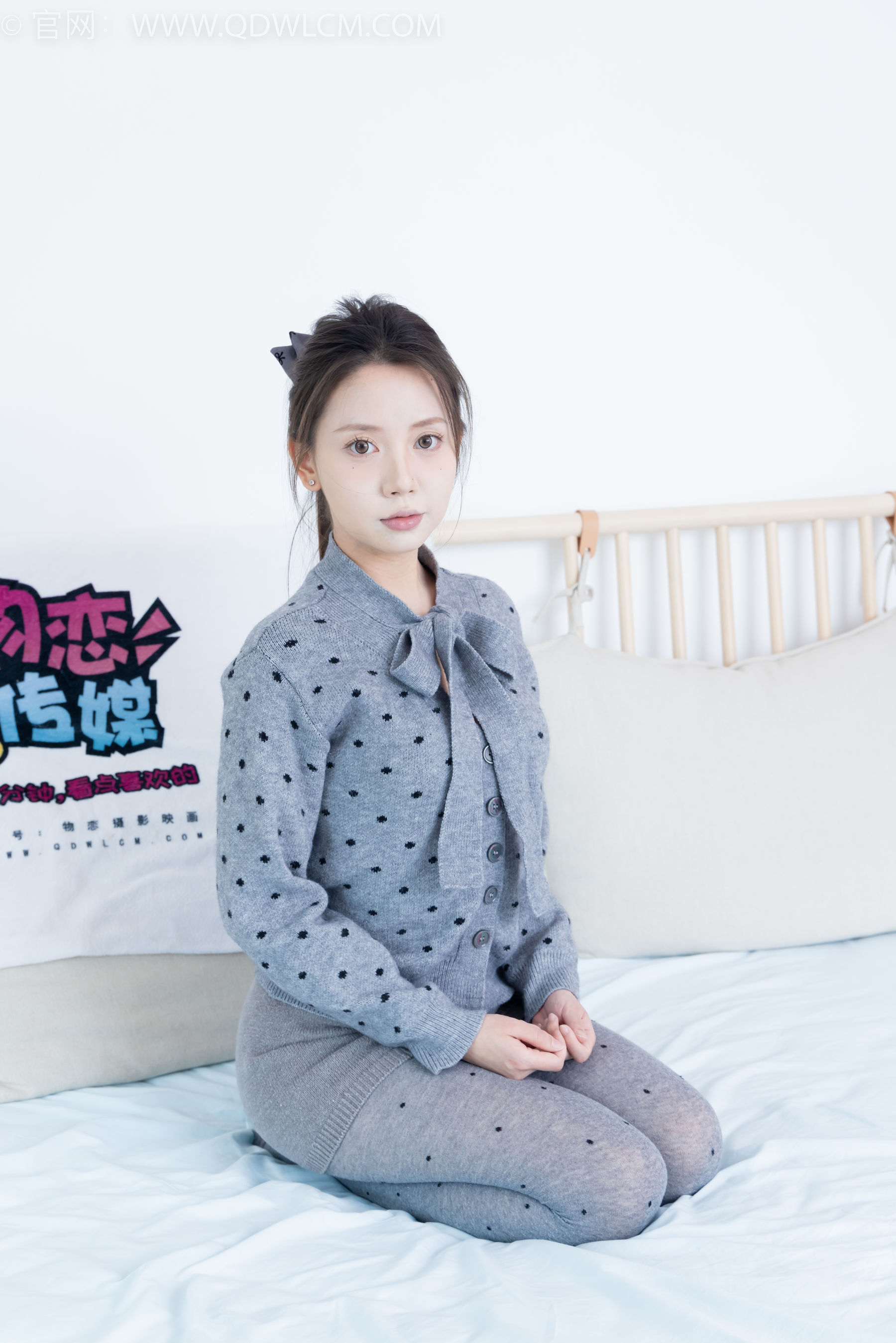 物恋传媒 No.2355 小曦 - 皮鞋、厚灰丝/(160P)