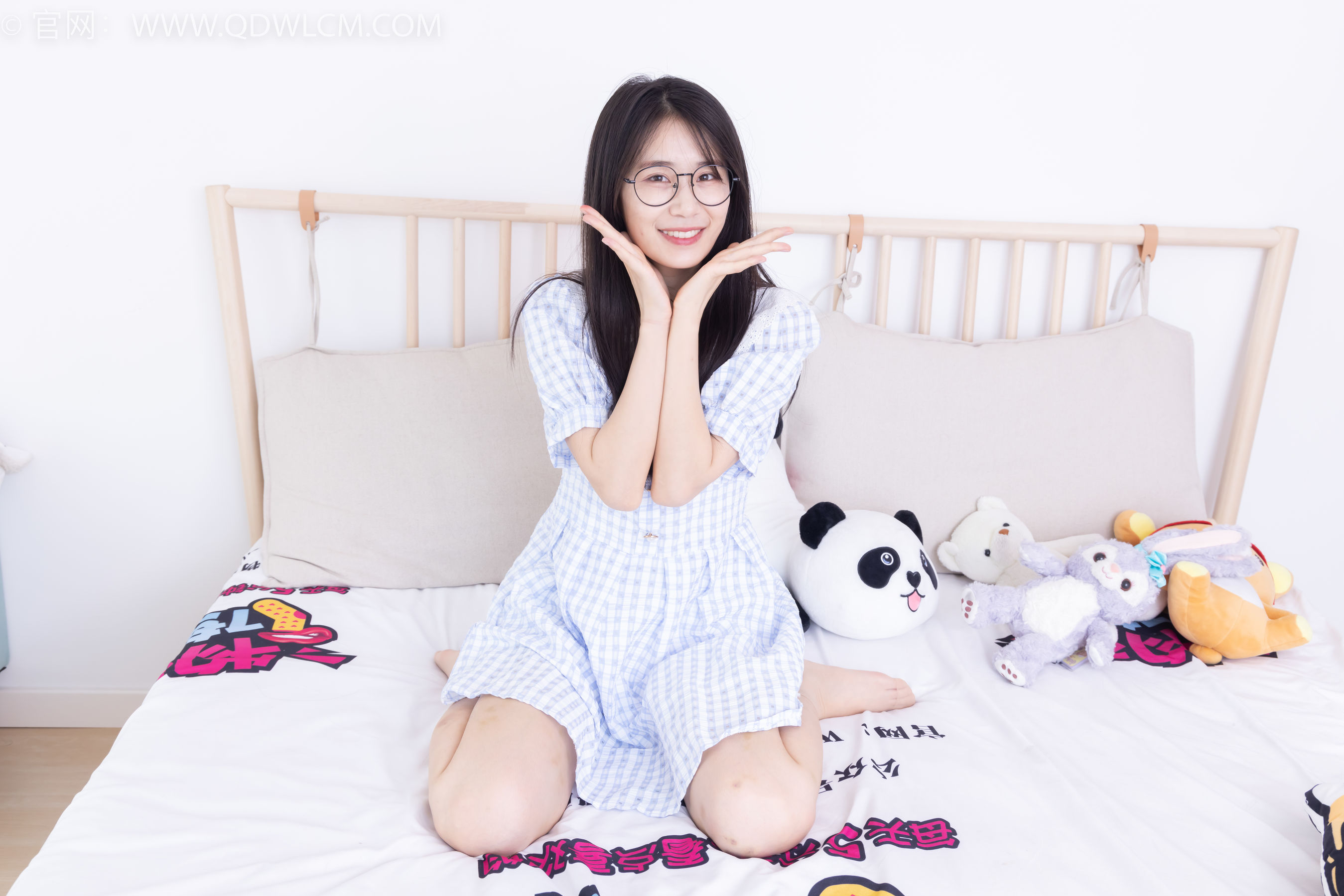 物恋传媒 No.2356 菜菜 - 平底鞋、拖鞋、短肉丝、裸足/(160P)