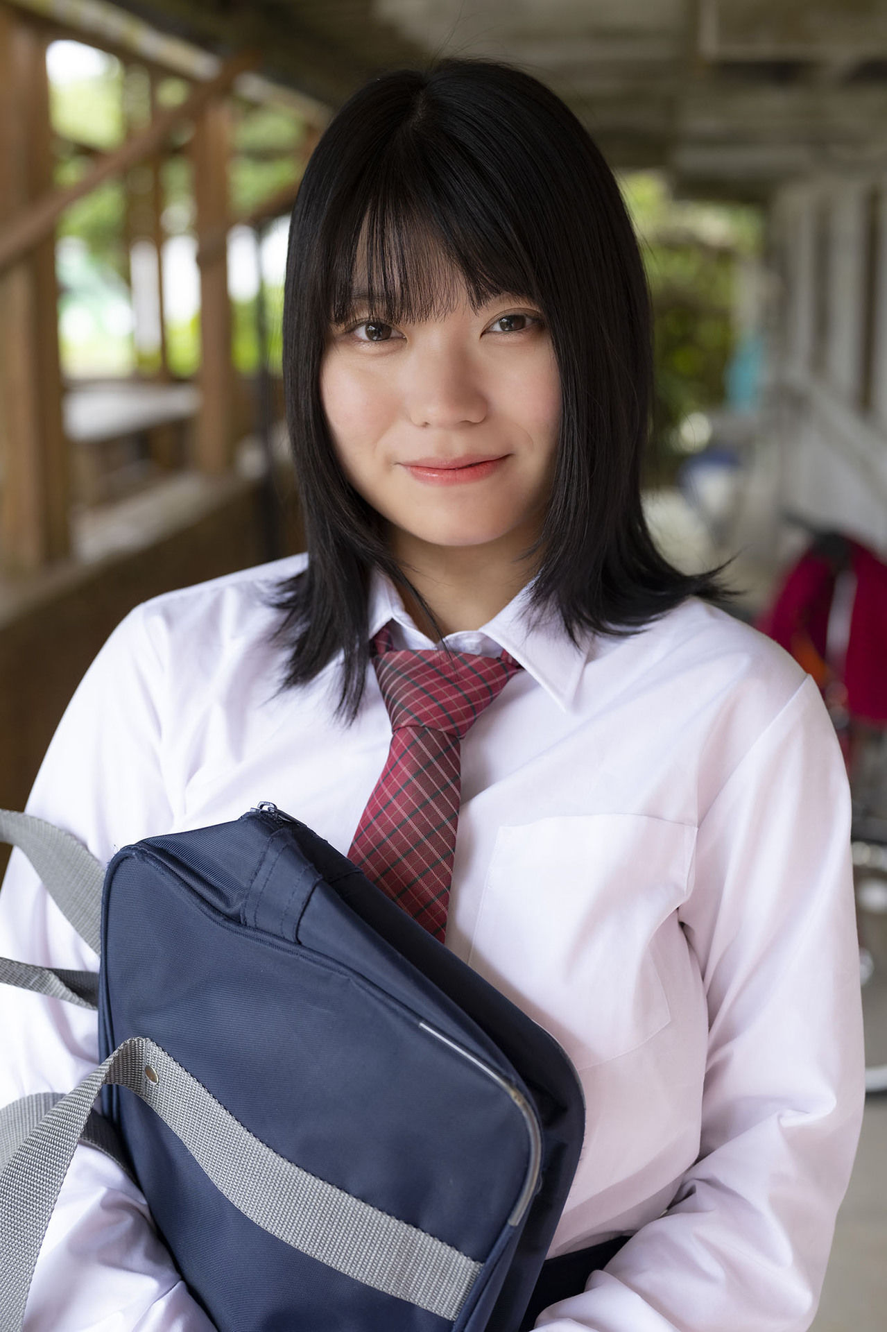 大葉めも - 大きすぎる/(61P)