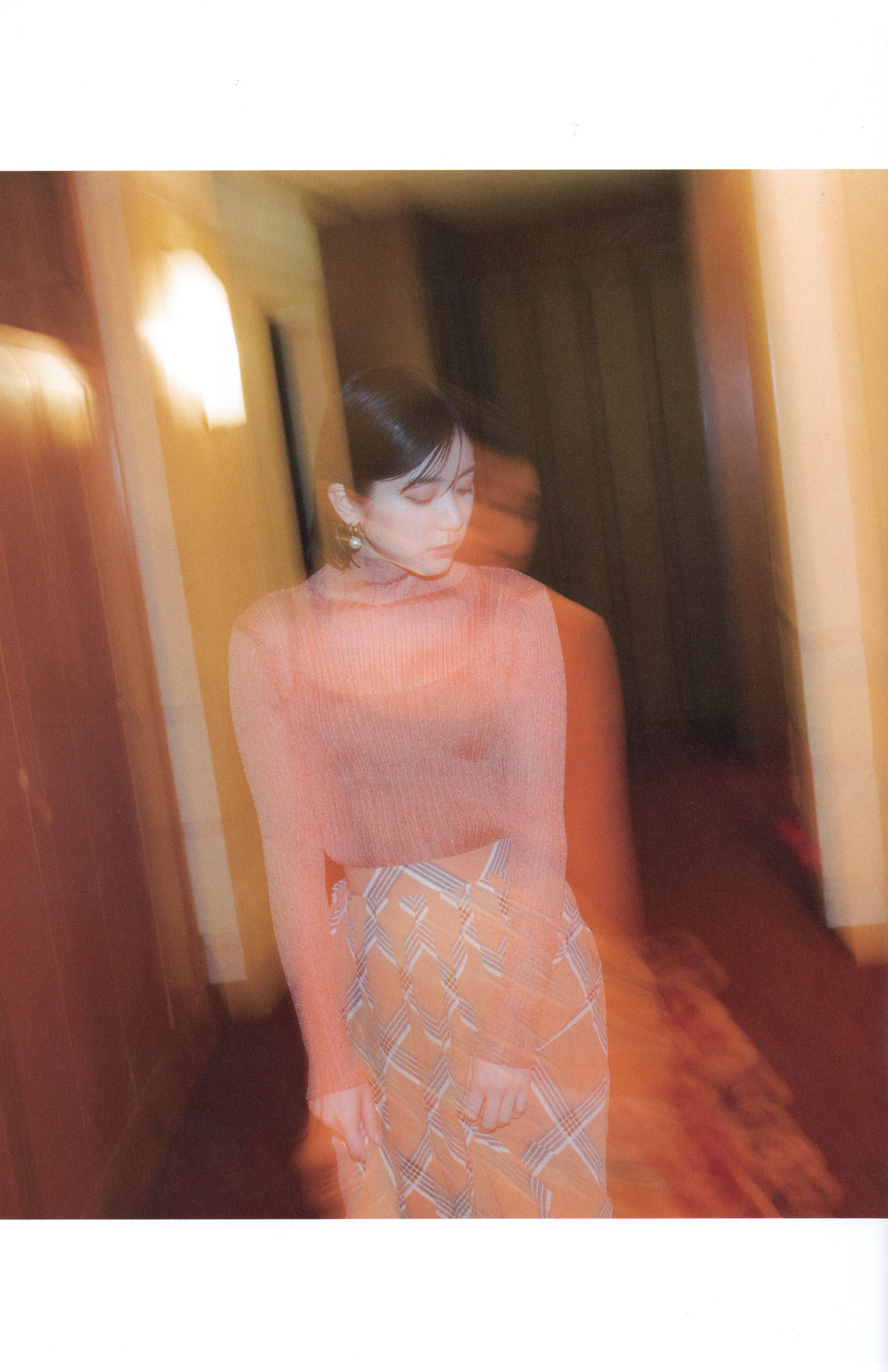 大西桃香 - 桃の眺め方/(119P)