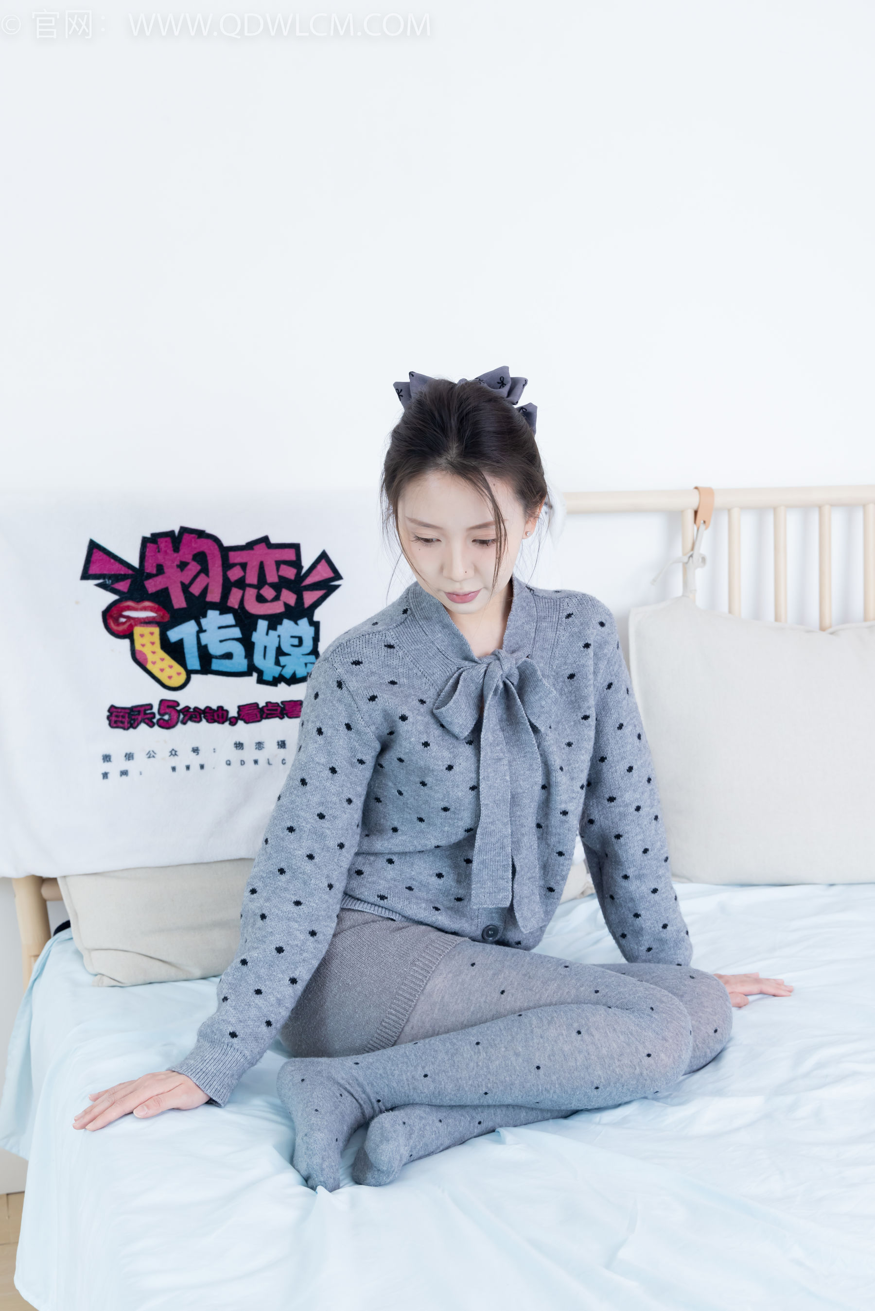 物恋传媒 No.2355 小曦 - 皮鞋、厚灰丝/(160P)