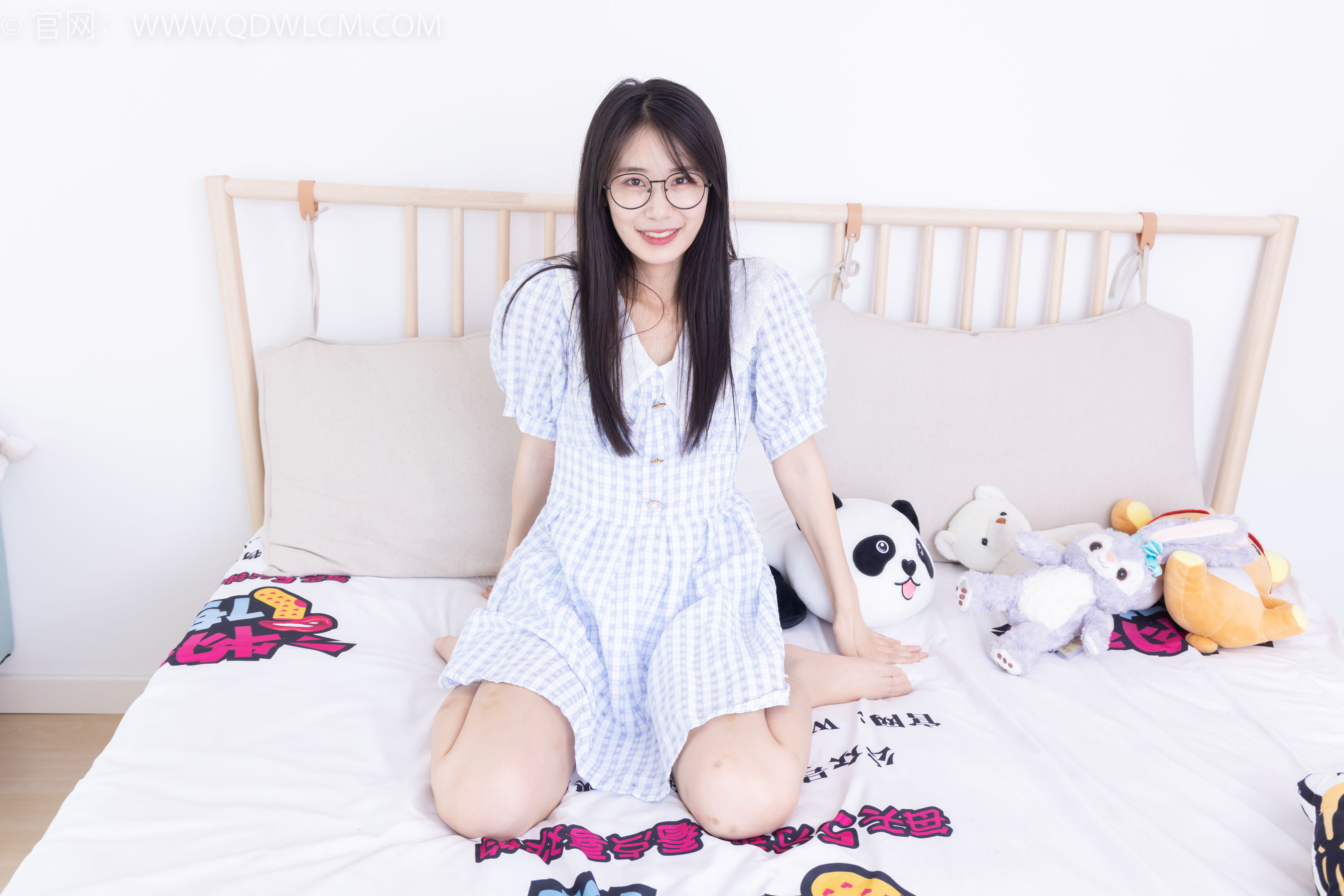 物恋传媒 No.2356 菜菜 - 平底鞋、拖鞋、短肉丝、裸足/(160P)