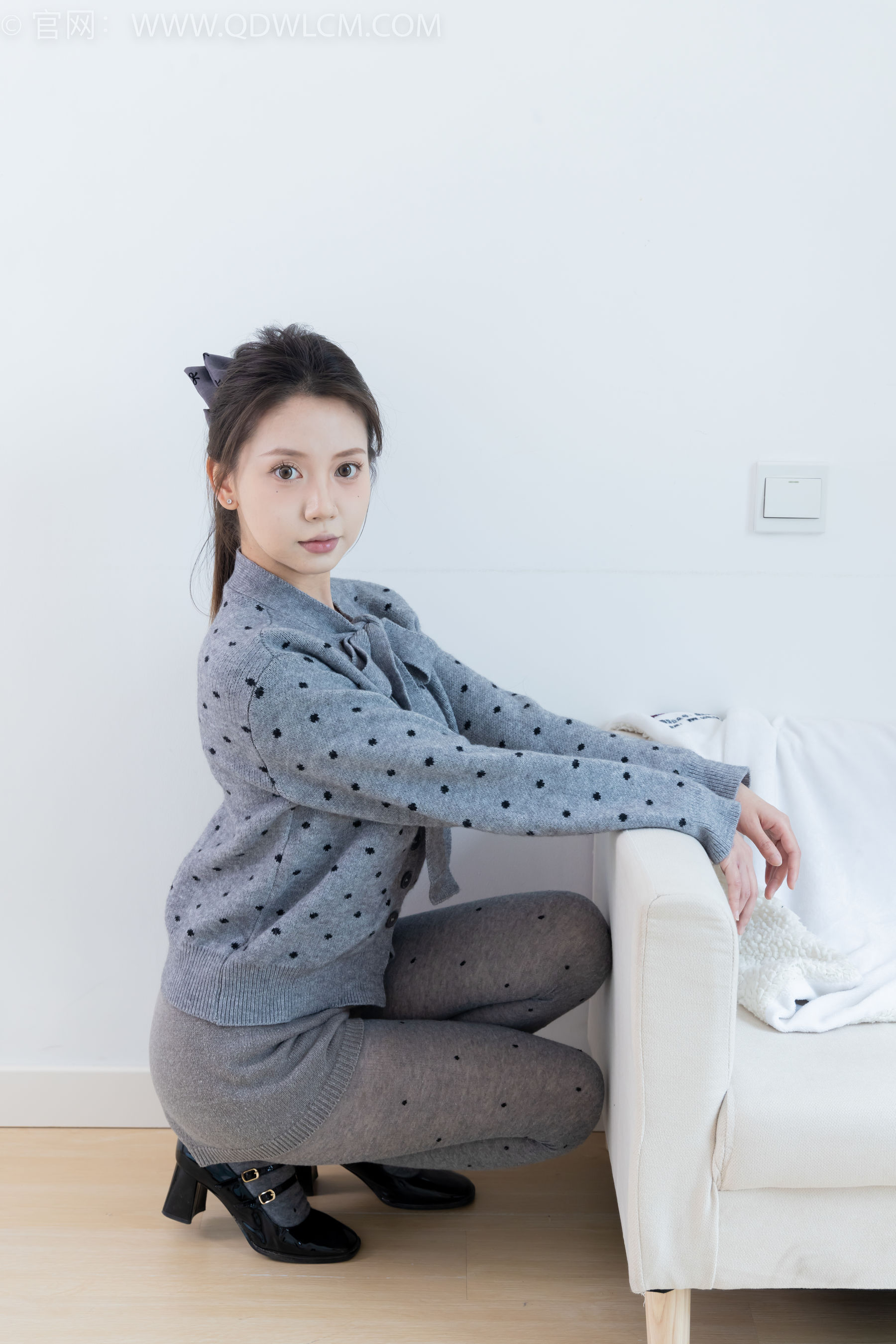 物恋传媒 No.2355 小曦 - 皮鞋、厚灰丝/(160P)